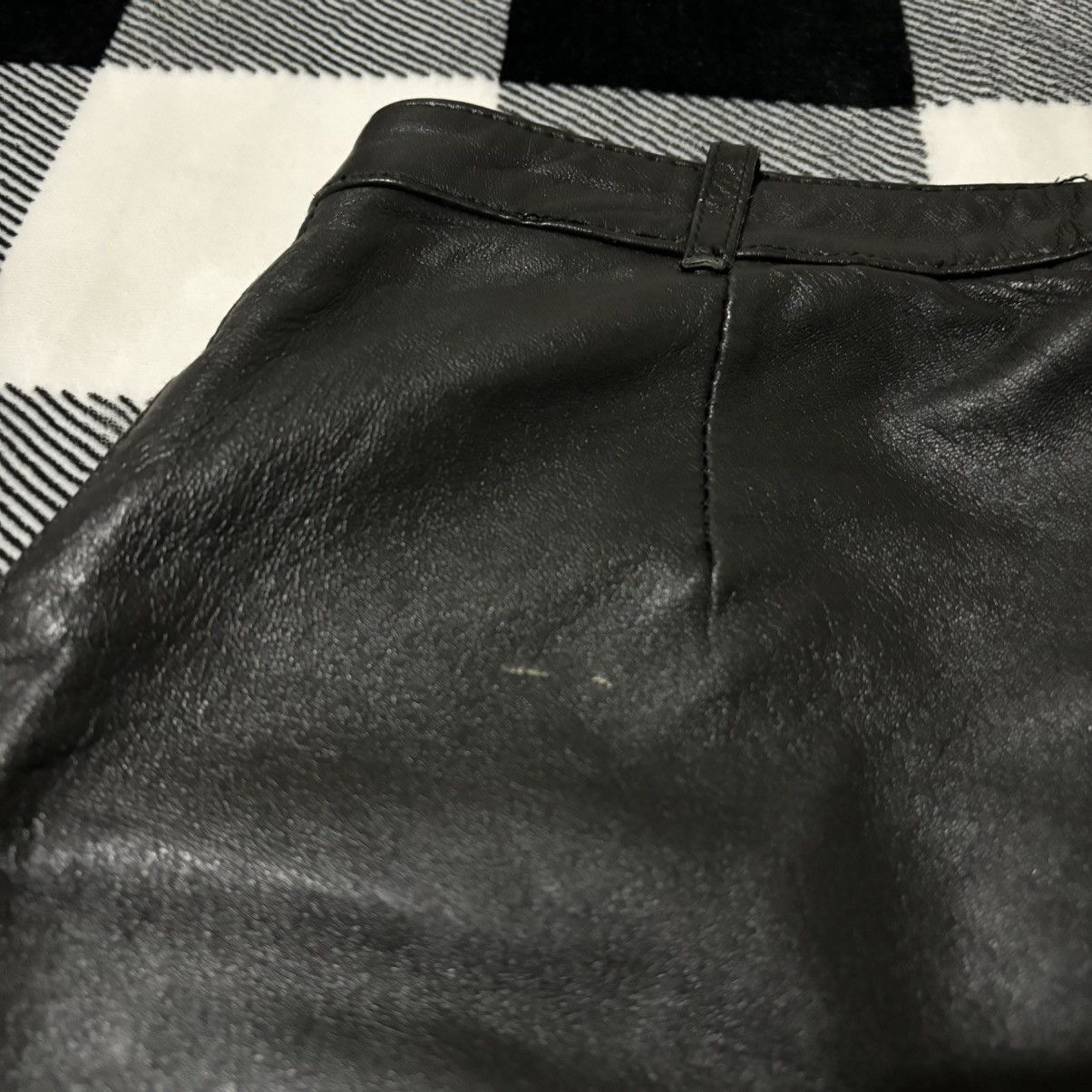 Genuine Leather × Leather × Vintage Vintage 1990s Black Leather Flare Pants Size 27" / US 4 / IT 40 - 6 Thumbnail