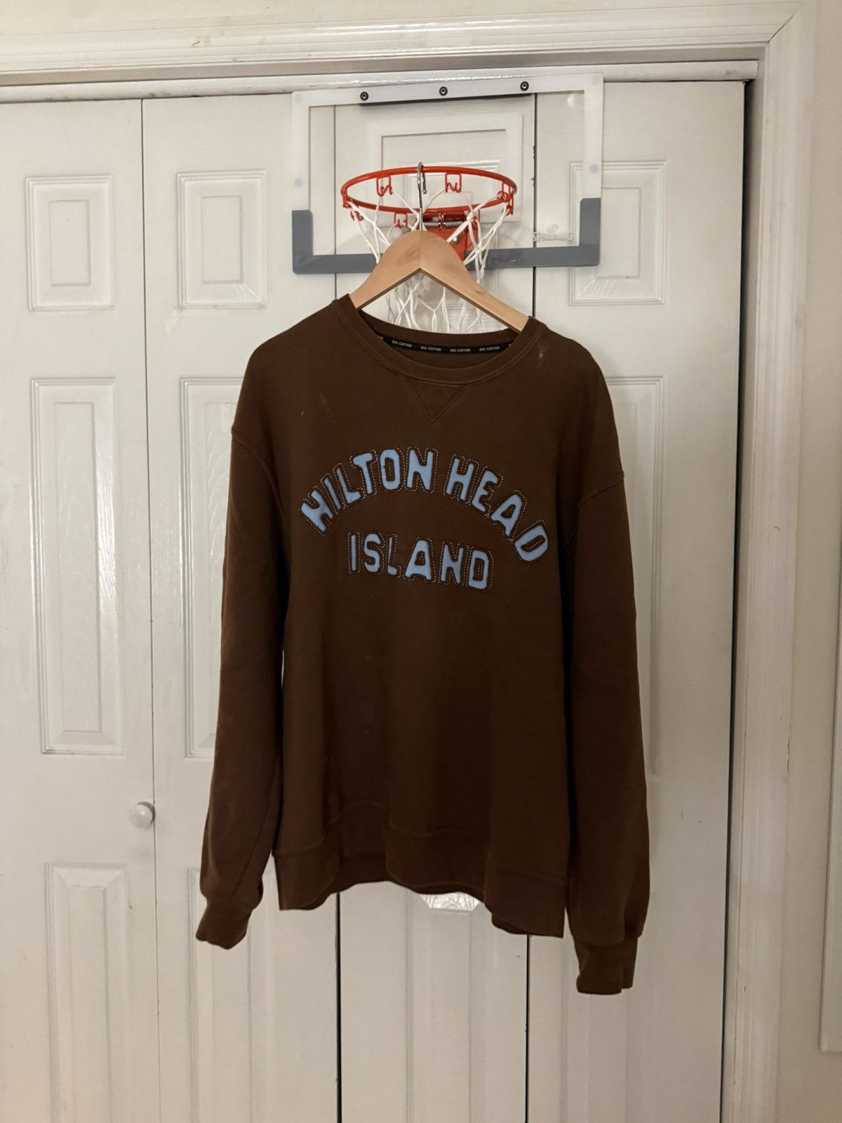 Vintage Brown Hilton Head Crewneck Size US L / EU 52-54 / 3 - 1 Thumbnail