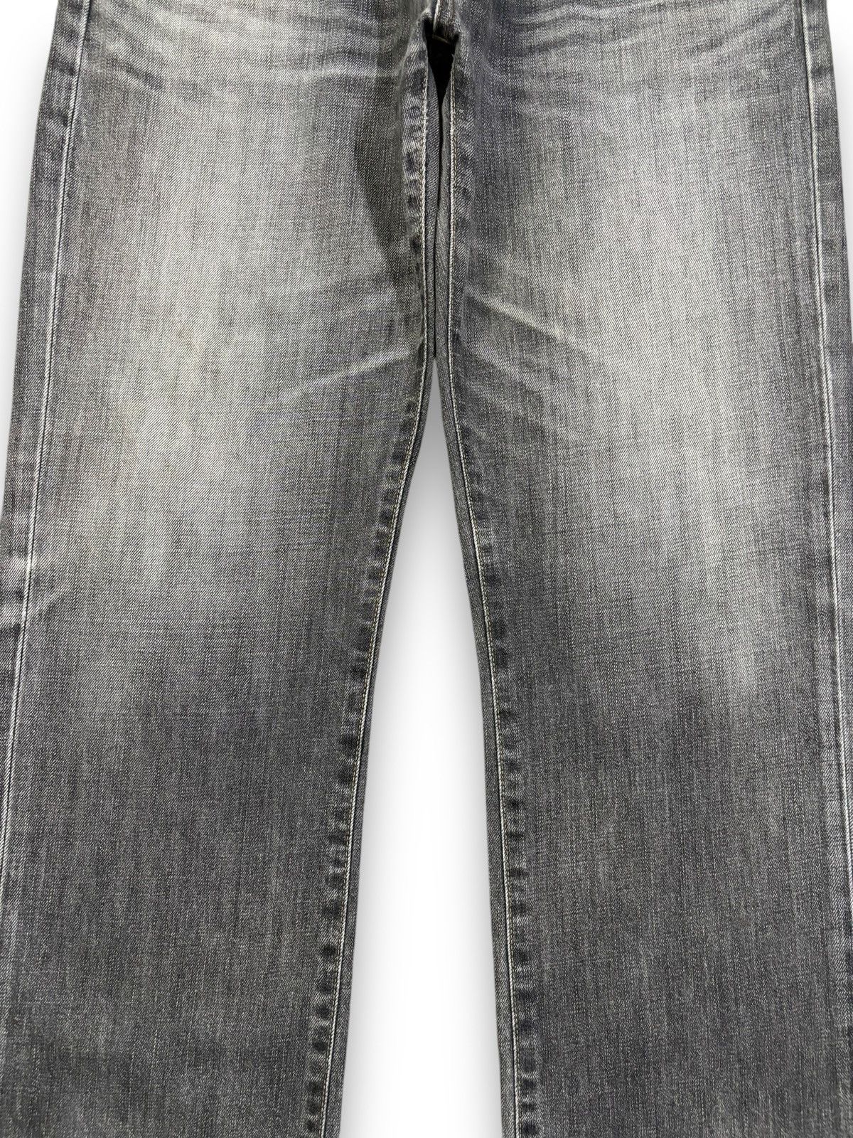 Undercover × Uniqlo Vintage Uniqlo S002 Faded Washed Whiskers Loose Fit Jeans Size US 35 - 6 Thumbnail
