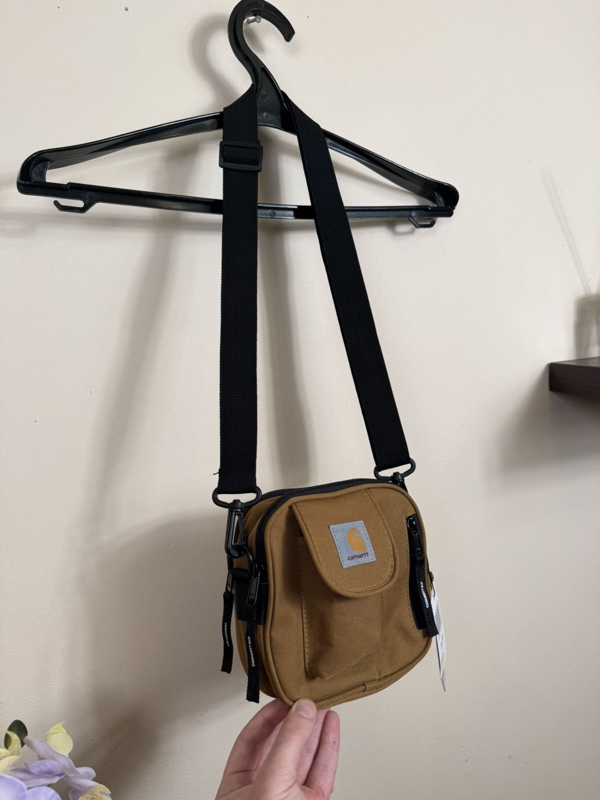 Carhartt Carhartt WIP Essentials Bag Crossbody Shoulder Bag Sand Size ONE SIZE - 3 Thumbnail