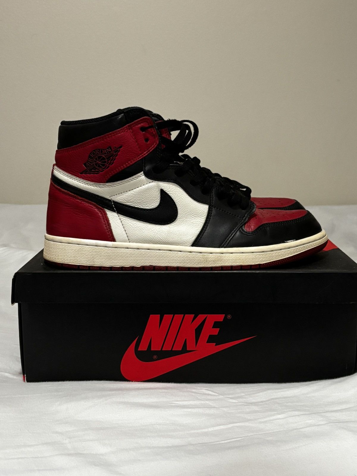 Jordan Brand Jordan 1 Retro Hi OG ‘Bred Toe’ Size US 12 / EU 45 - 2 Thumbnail