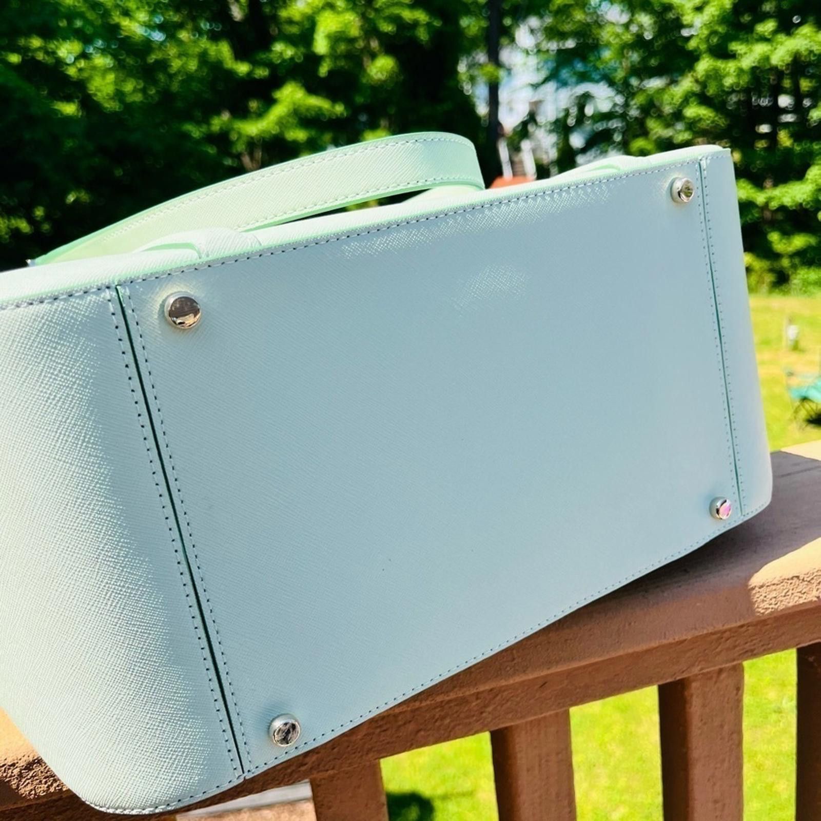 Kate Spade Kate Spade Newbury Tote Bag Light Olive Oil Leather NWT Size ONE SIZE - 6 Thumbnail