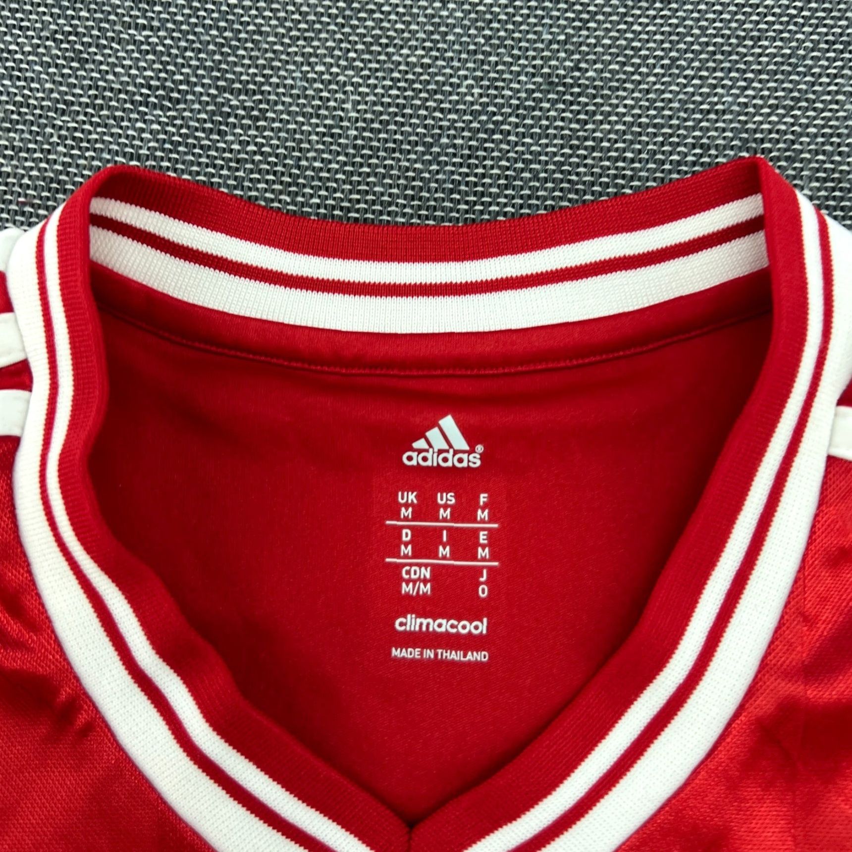 Adidas adidas Bayern Munich 2013 2014 Home Football Jersey M Red Shirt Soccer Mens L.. Size US M / EU 48-50 / 2 - 6 Thumbnail