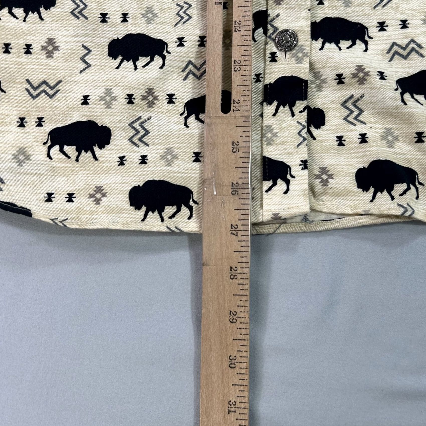 Brooks Brooks & Dunn Shirt Mens Large Beige Buffalo Print Western Snap Button USA Size US L / EU 52-54 / 3 - 5 Thumbnail