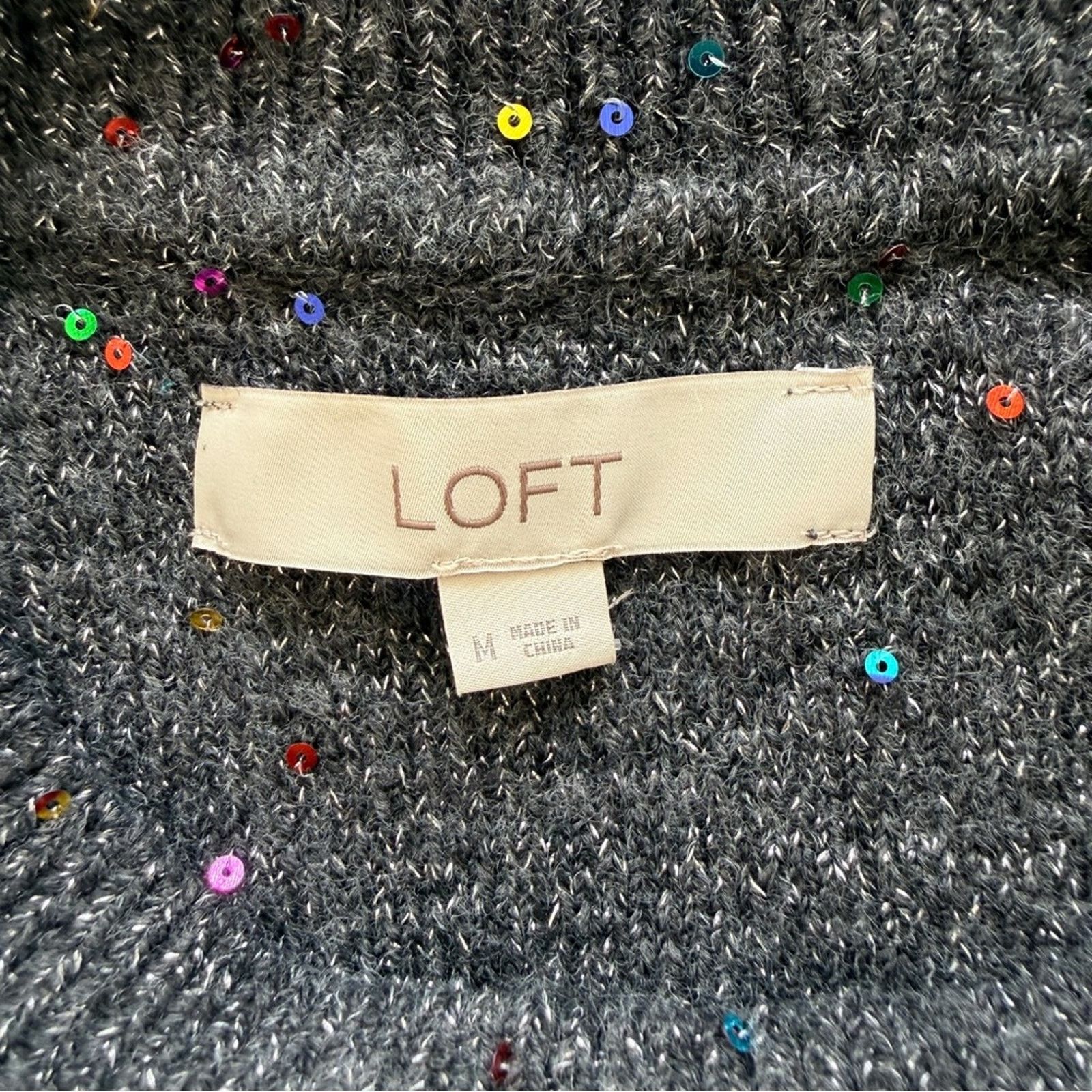Loft LOFT Dark Gray Rainbow Sequins Knit Crew Neck Sweater size M Size M / US 6-8 / IT 42-44 - 4 Thumbnail