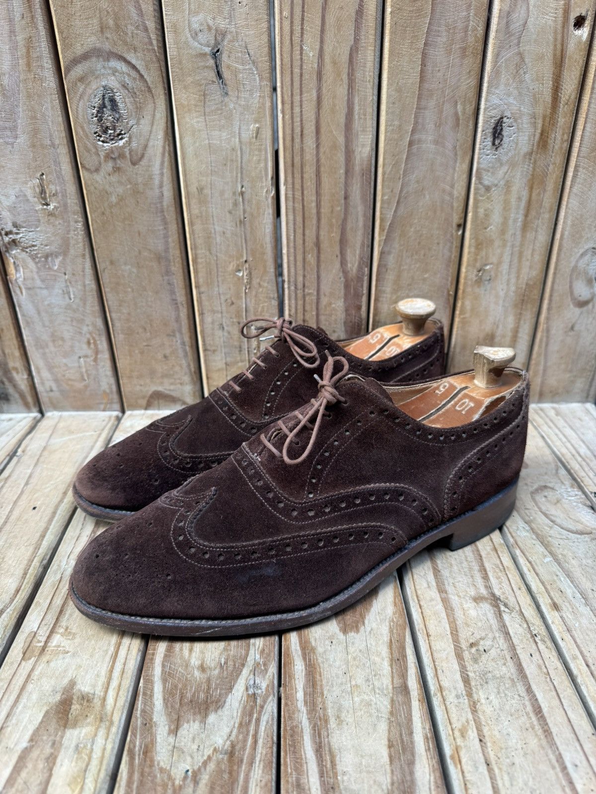 Alfred Sargent Alfred Sargent Brown suede wingtip dress Men’s shoes UK 11 Size US 12 / EU 45 - 1 Thumbnail