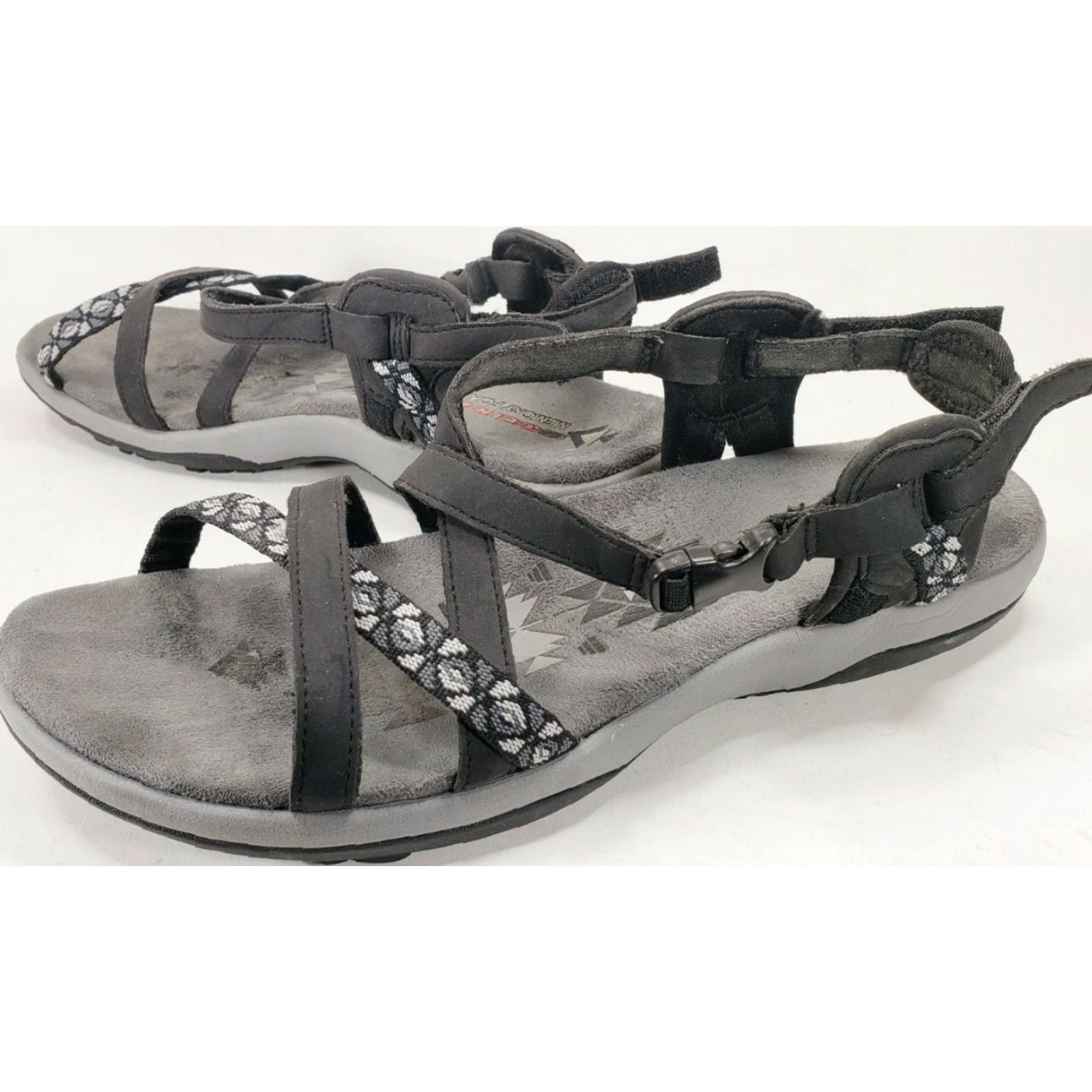 SKECHERS SKECHERS Outdoor Lifestyle Sport Sandal Black Fabric Strap Reggae Open Toe 9M Women’s Sandal Size US 9 / IT 39 - 4 Thumbnail