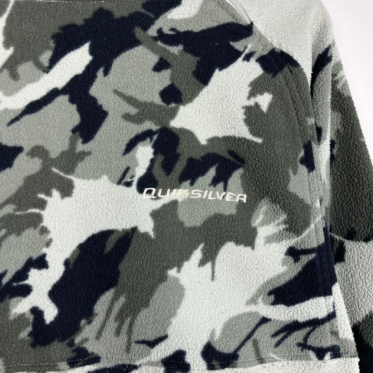 Quiksilver Vintage Y2K Quiksilver Camo Fleece Sweatshirt Outdoor Hiking Size US XS / EU 42 / 0 - 4 Thumbnail