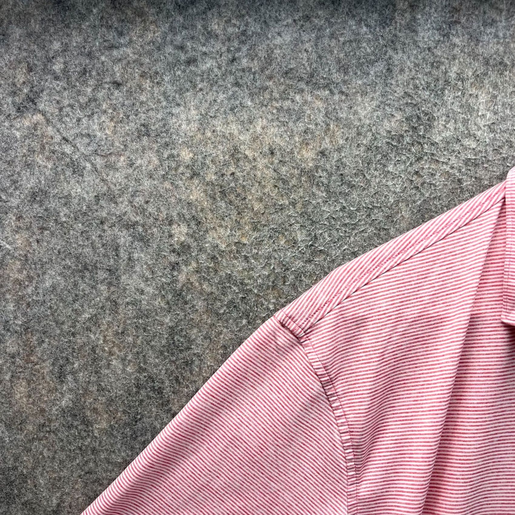 johnnie-O Johnnie-O Polo Shirt Men Large Pink Striped Honda Classic Size US L / EU 52-54 / 3 - 5 Thumbnail