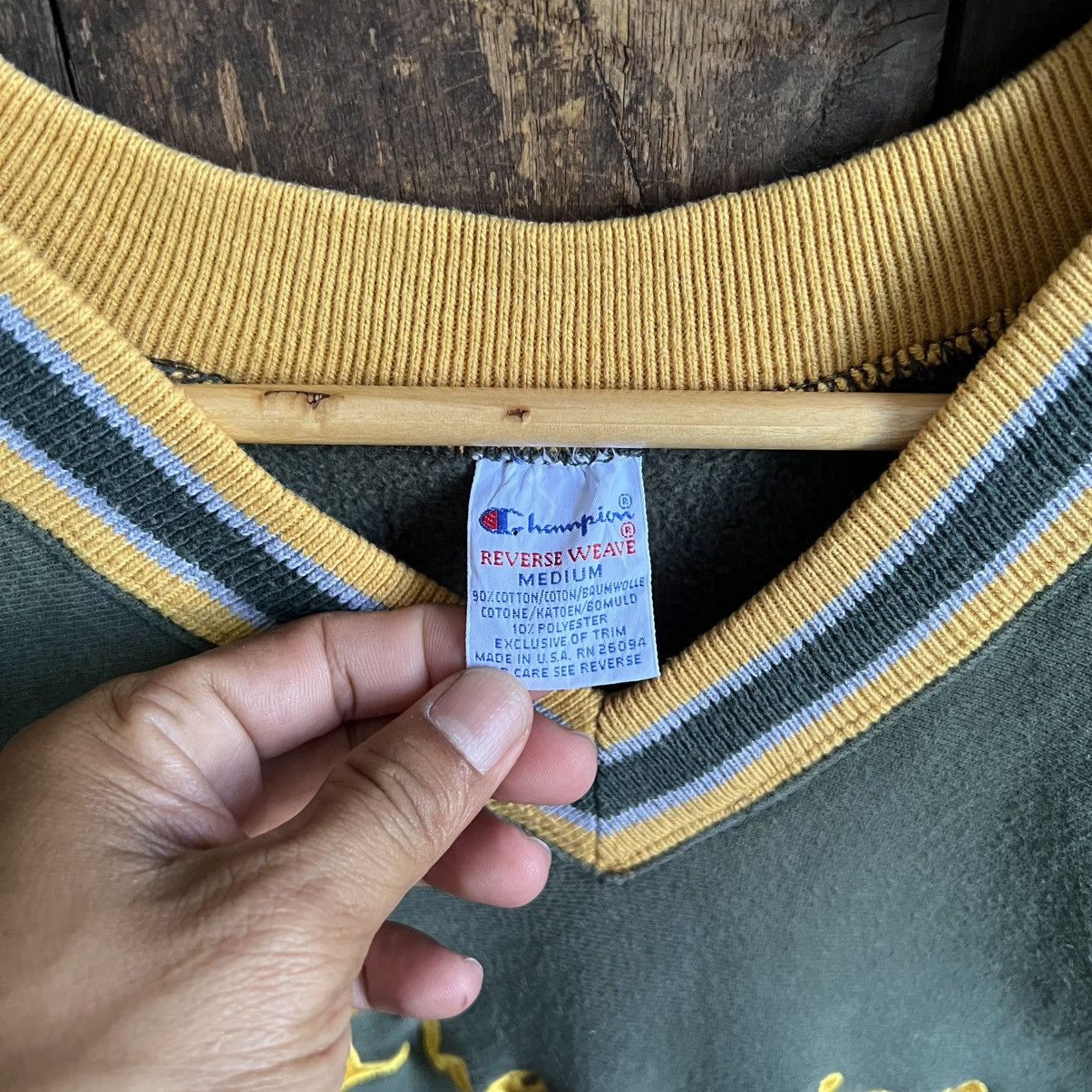 Champion × Vintage Vintage 90’s Champion reverse weave v neck Size US M / EU 48-50 / 2 - 2 Thumbnail
