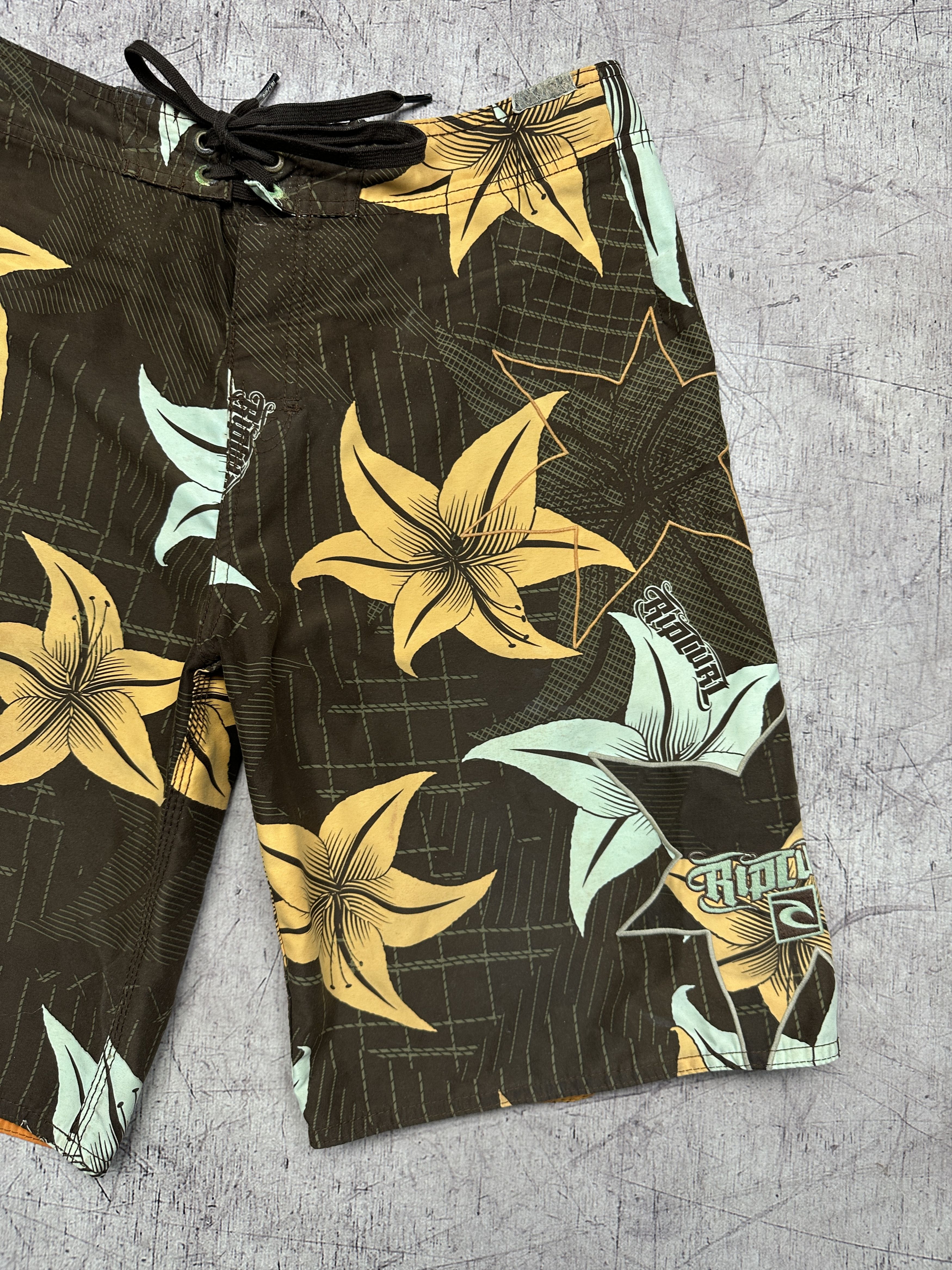 Rip Curl Rip Curl Vintage Surf Style Mens Swimming Shorts Size US 31 - 2 Thumbnail