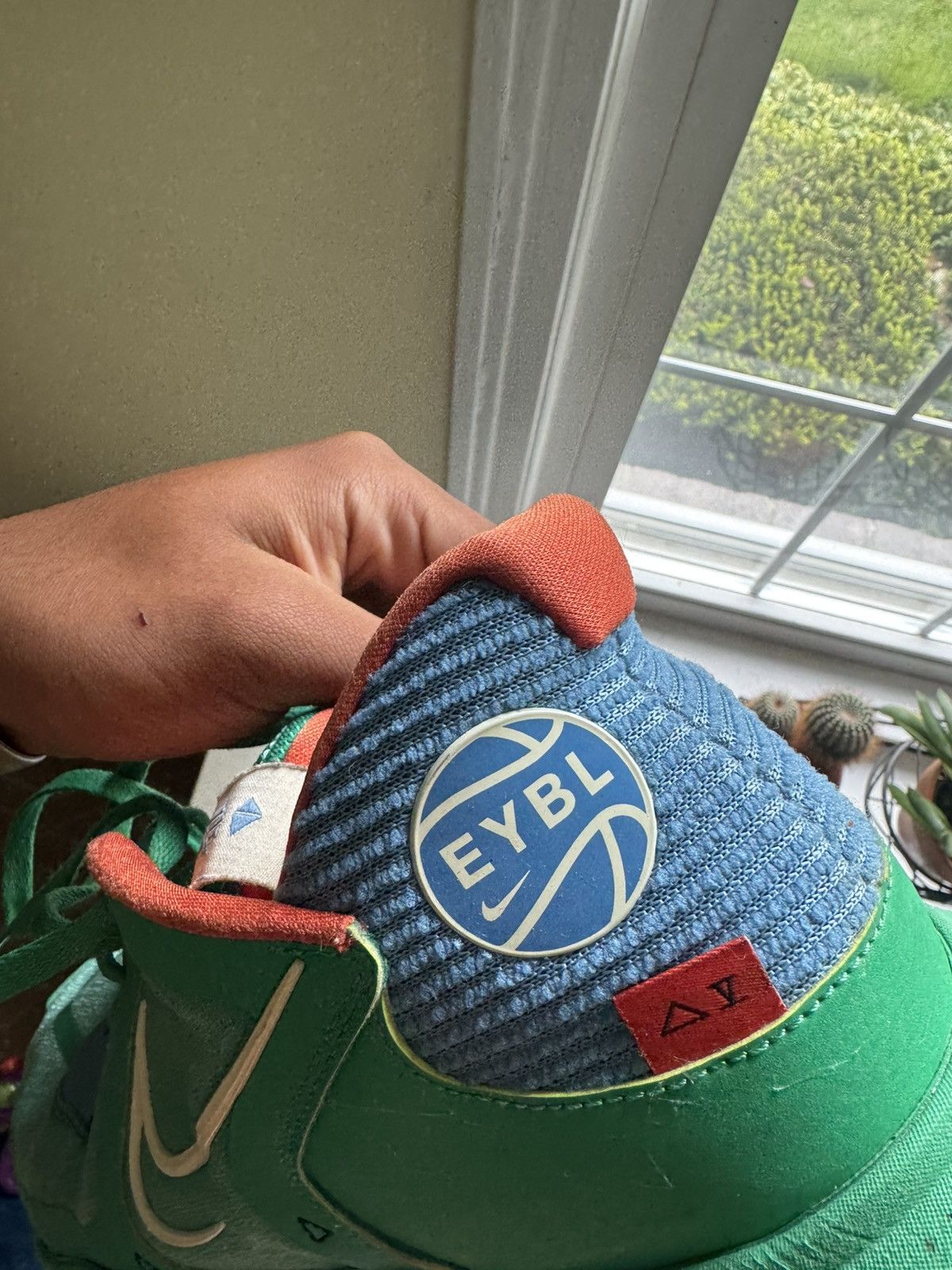 Nike EYBL KYRIE 5 LOW Size US 15 / EU 48 - 4 Thumbnail