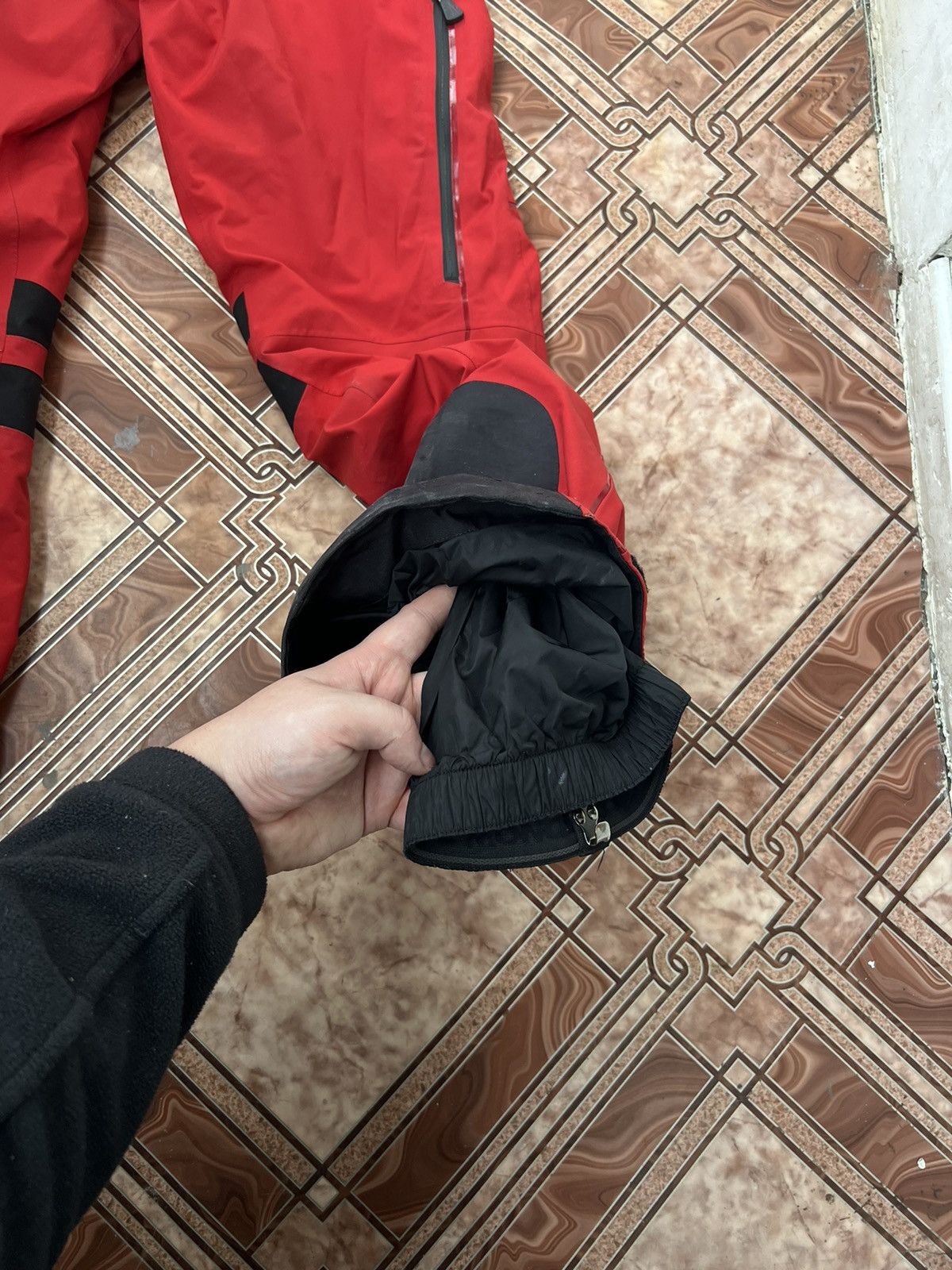 Audi × Hublot × Moncler Moncler Grenoble Audi Hublot Ski Suit Jacket Pants Size US XXS / EU 40 - 19 Thumbnail
