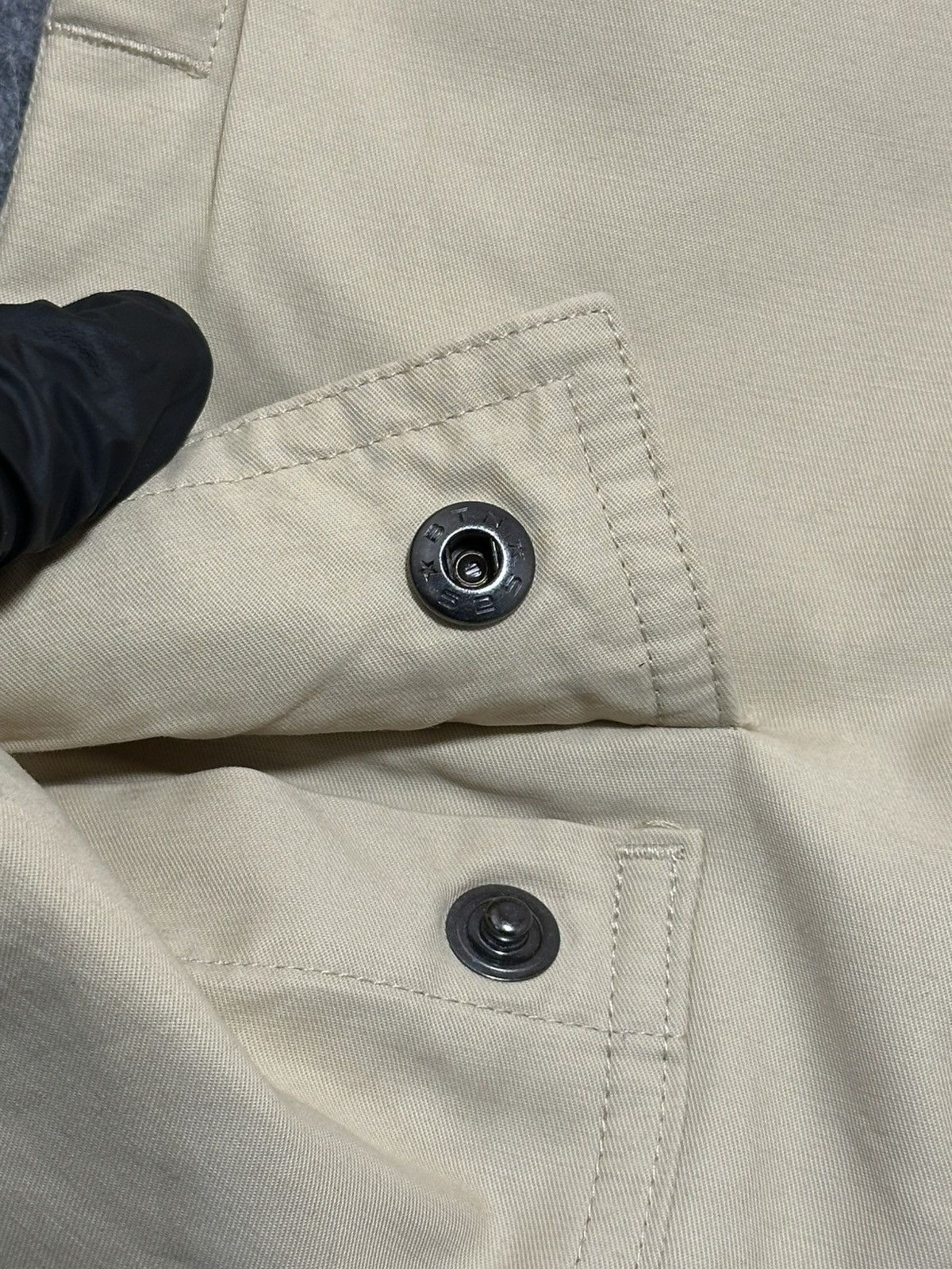 Nike Nike Club woven cargo pants in a khaki or beige color. Size US 30 / EU 46 - 6 Thumbnail