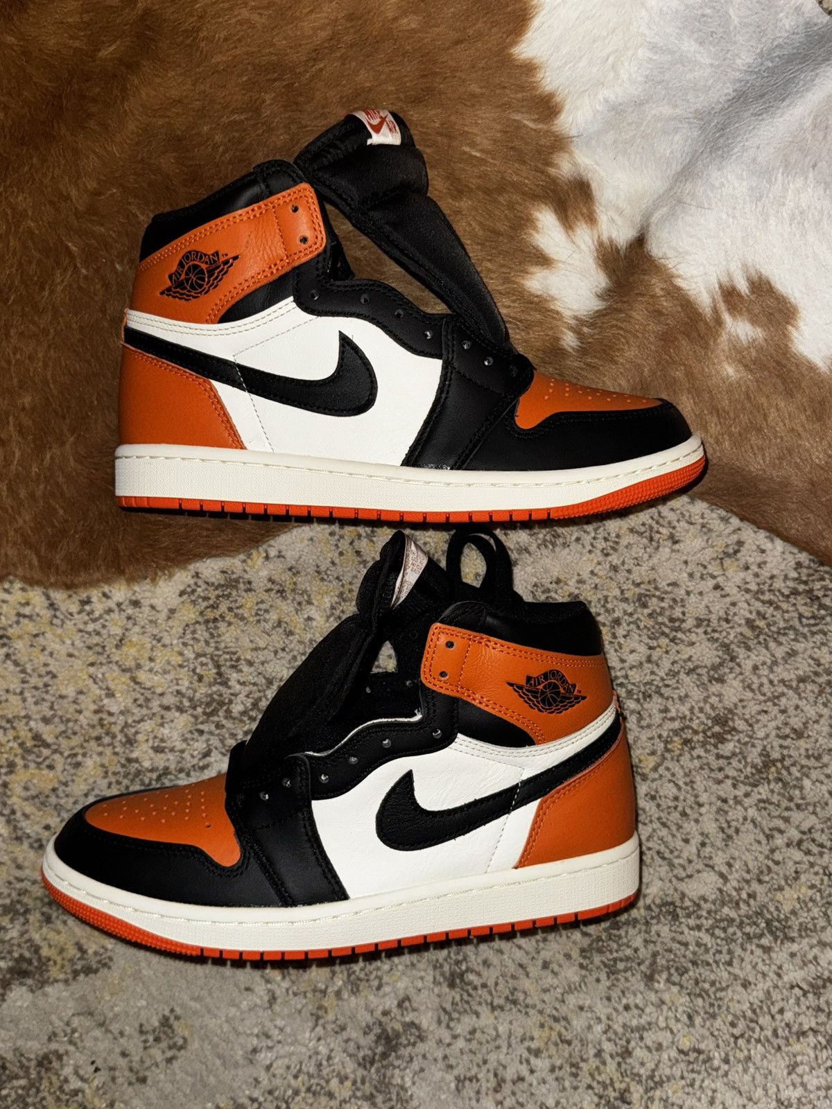 Jordan Brand Air Jordan 1 Retro High OG - Shattered Backboard Size US 7.5 / EU 40-41 - 1 Thumbnail