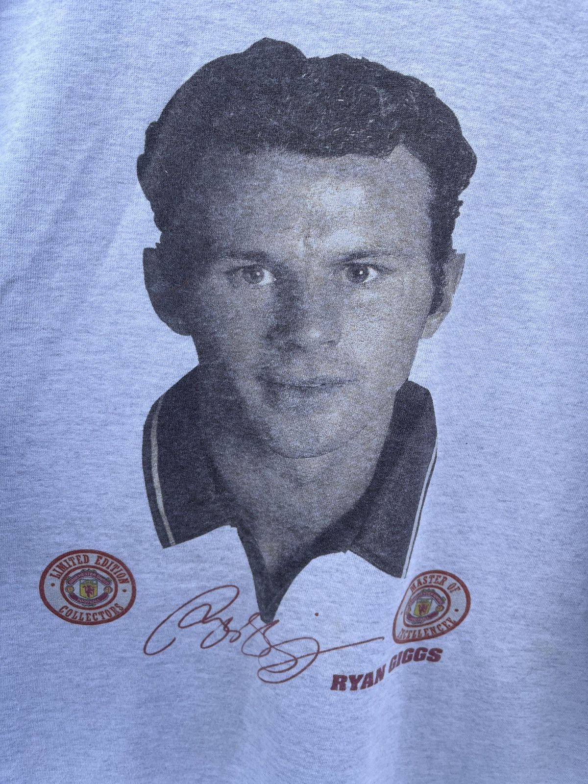 Other Ryan Giggs Limited Edition Manchester United Collectors Size US XL / EU 56 / 4 - 3 Thumbnail
