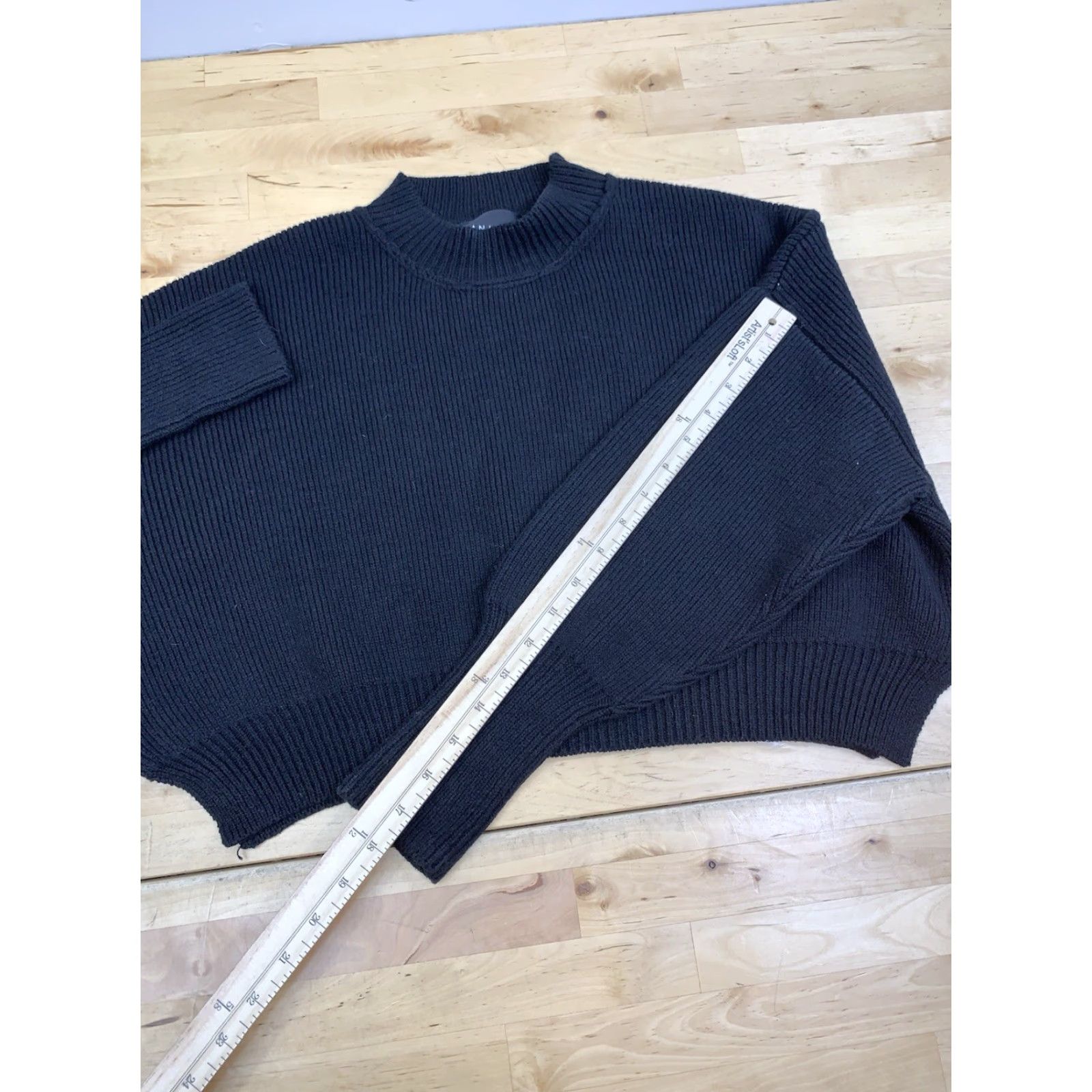 Vintage Animari Sweater Women's S Black Crew Neck Long Sleeve Casual Pullover Knit 12637 Size S / US 4 / IT 40 - 7 Thumbnail
