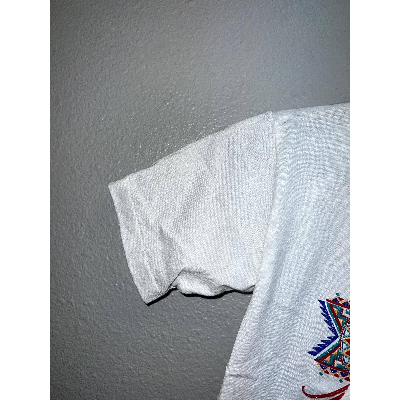 Jerzees 90s Youth Cherokee Native American Feather Shirt Tee Kid's M Size M / US 6-8 / IT 42-44 - 6 Thumbnail