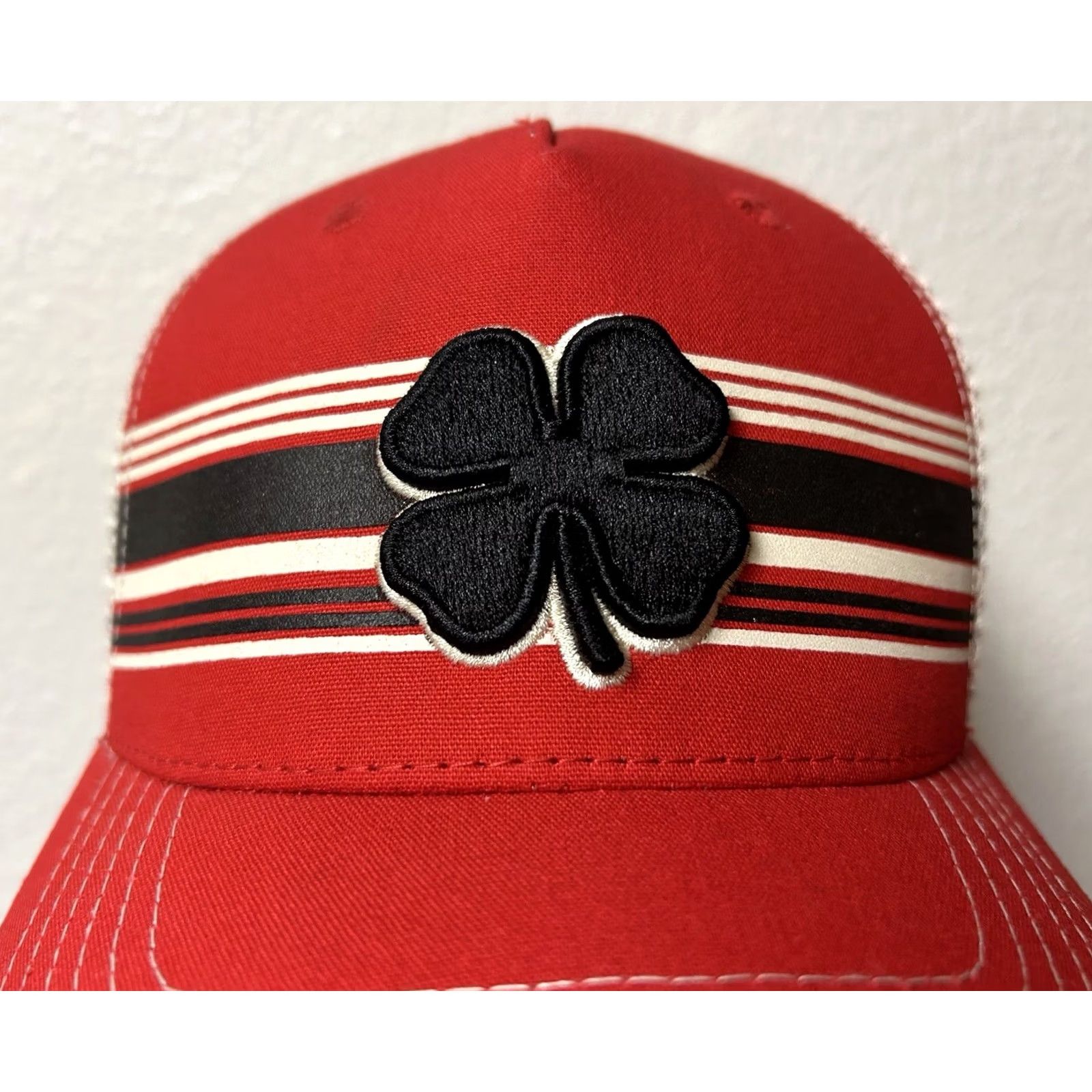 Vintage VINTAGE? No — NWOT Black Clover Snapback Hat Red Embroidered Clover Adjust adjustable One Size Men USA Sports Outdoor Breathable Cap Hat Mens Size ONE SIZE - 2 Thumbnail