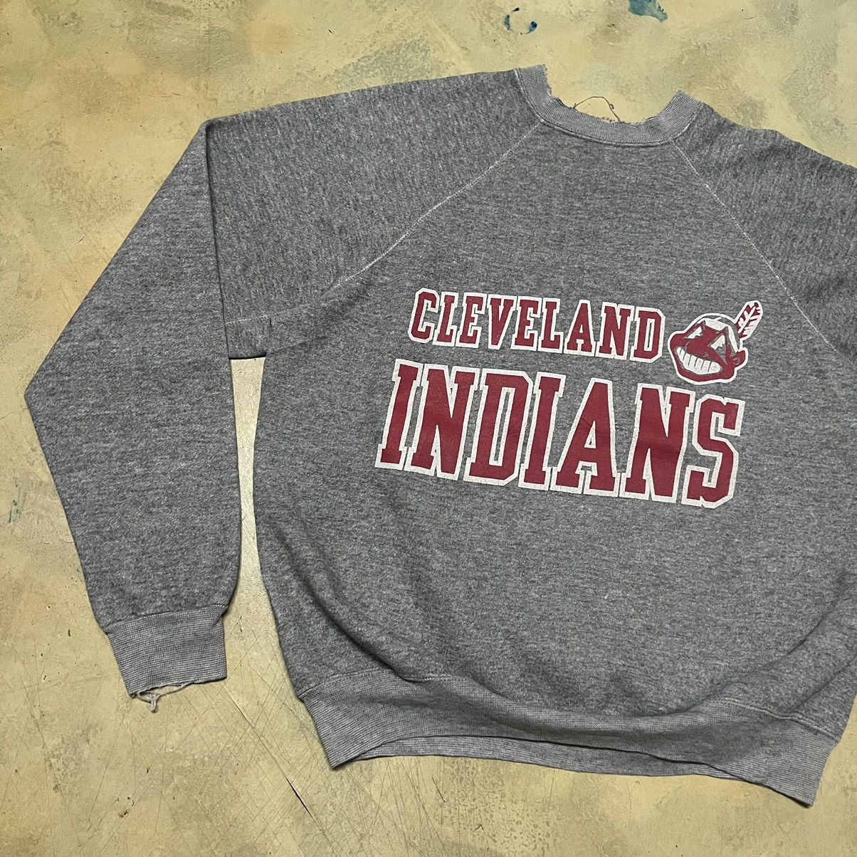 MLB × Vintage Cleveland Indians Vintage Sweatshirt Big Logo Distressed Size US M / EU 48-50 / 2 - 4 Thumbnail