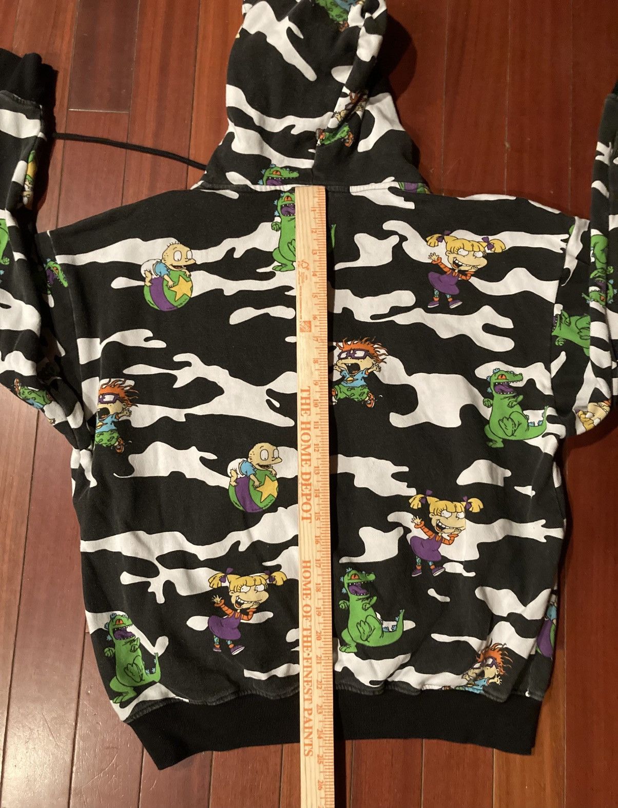 Nickelodeon × Vintage Nickelodeon Rugrats Camo Logo Fleece Hoodie Faded Mens XL Size US XL / EU 56 / 4 - 10 Thumbnail
