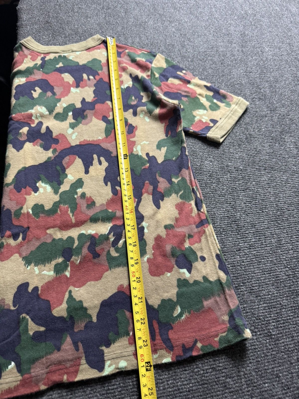 Vintage 00s Vintage Retro Camo T-Shirt Y2K Military Streetwear Tee Size US M / EU 48-50 / 2 - 17 Thumbnail