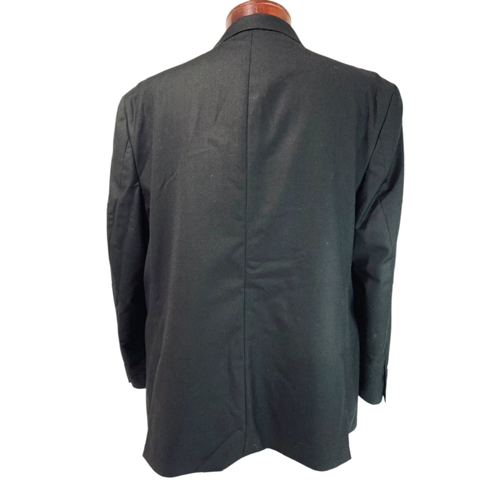 Vintage Lineage Blazer Mens 48R Black Suit Coat Jacket Single Breasted Polyester blend 65% polyester 35% rayon Blazer Mens 48R Black Lineage Blazer Size 48R - 4 Thumbnail