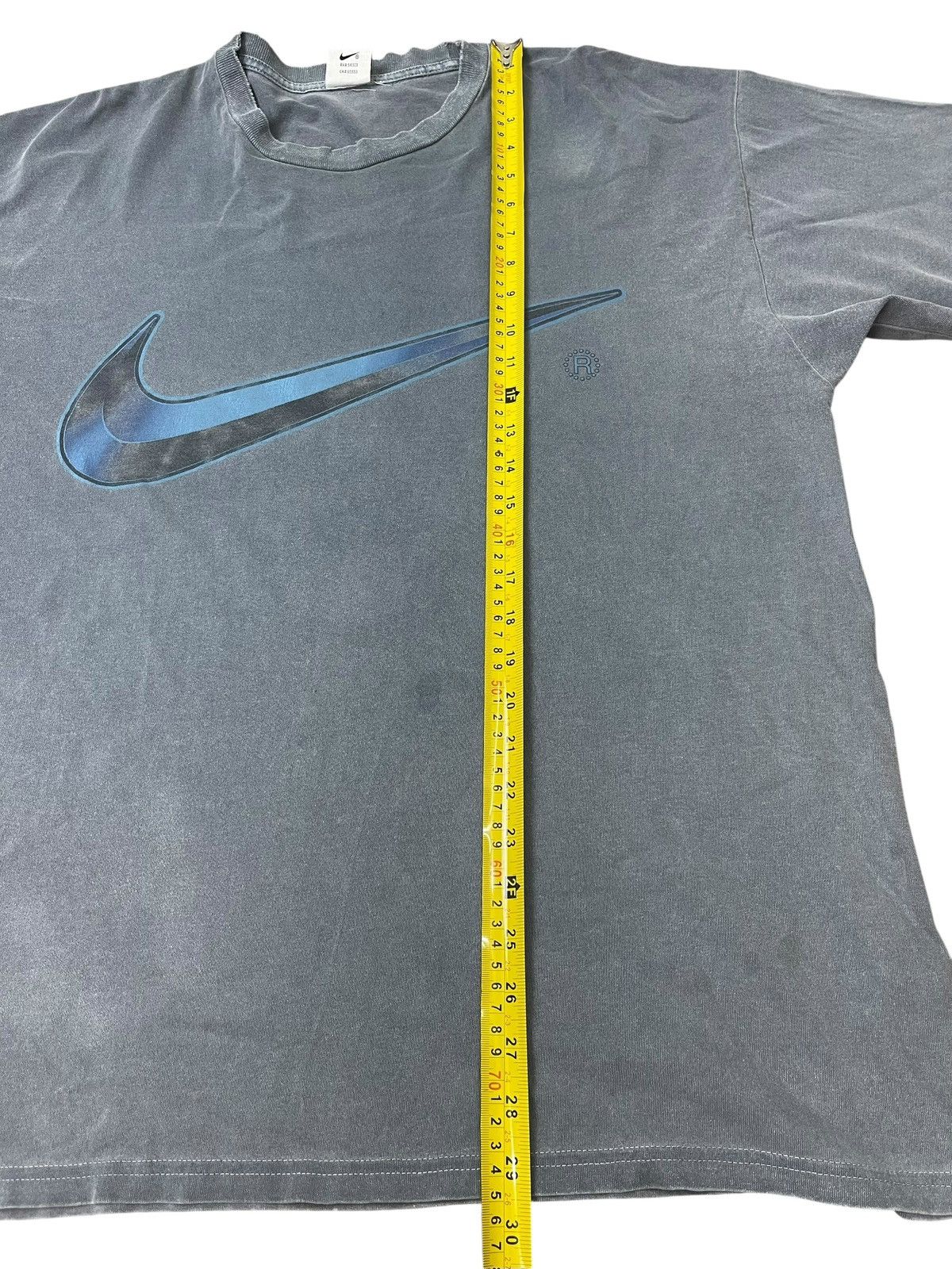Nike Vintage Nike Swoosh Faded Tshirt Big Logo USA Streetwear Size US L / EU 52-54 / 3 - 4 Thumbnail