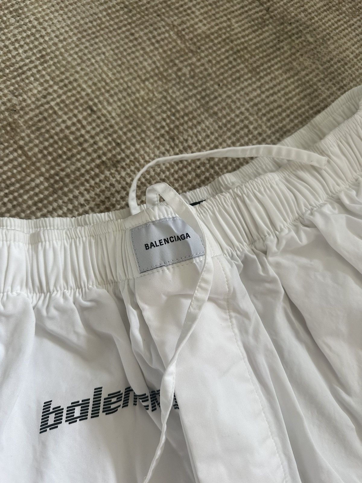 Balenciaga Balenciaga shorts Size US 44 / EU 60 - 2 Thumbnail