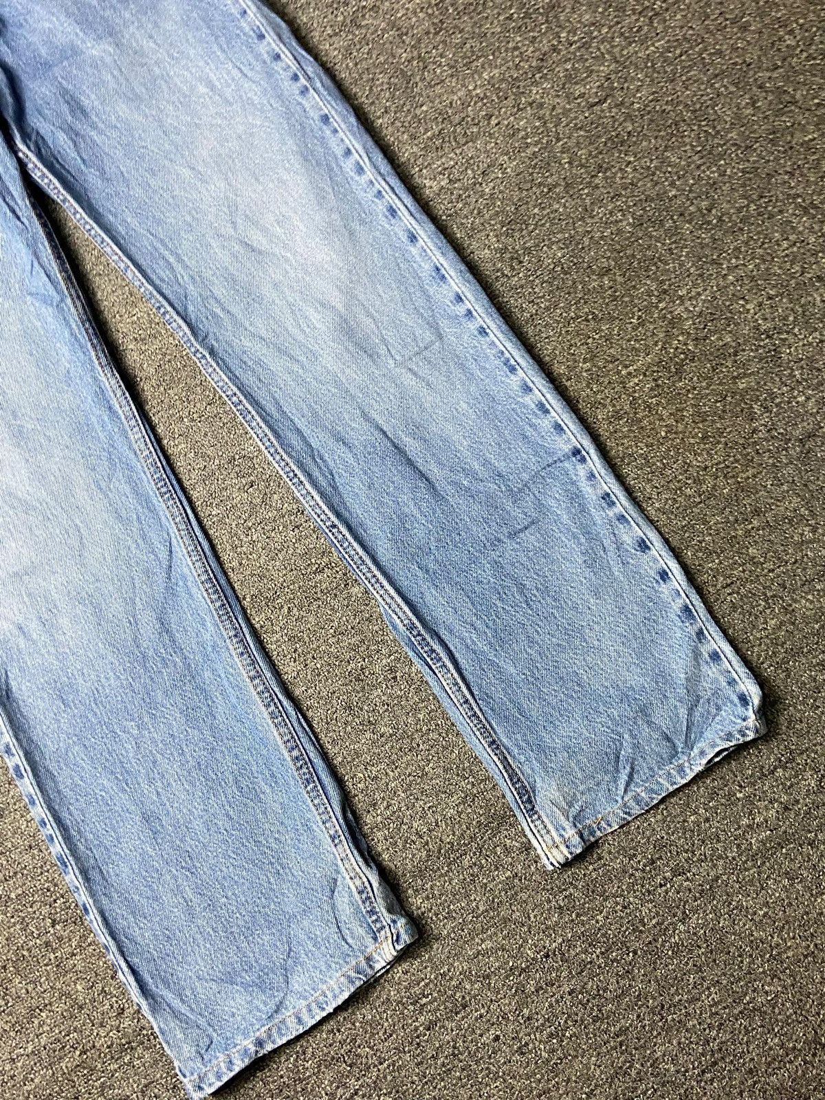 Levi's Levis Strauss Co. Relaxed Fit Straight Denim Jeans (158) Size US 29 - 8 Thumbnail