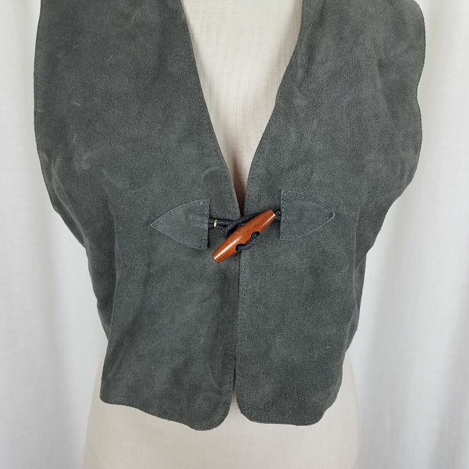Jordache Vintage Jordache Leather Wood Toggle Vest Womens M Waistcoat Size M / US 6-8 / IT 42-44 - 3 Thumbnail
