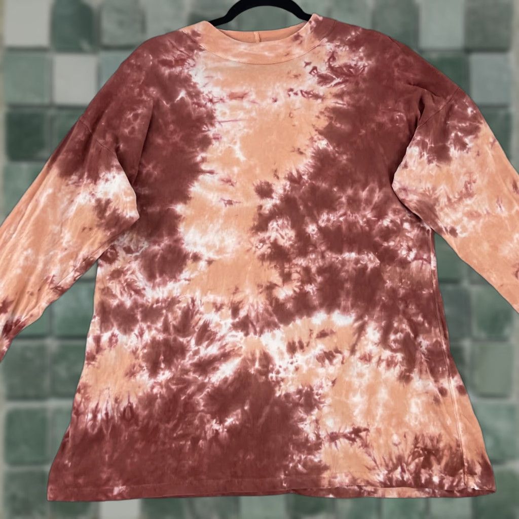 Vintage We the Free People Be Free Tie-Dye Orange T-Shirt Womens Long Sleeve Small Orange Be Free Tie Dye Long Sleeve Shirt Womens Small We the Free Size S / US 4 / IT 40 - 1 Thumbnail