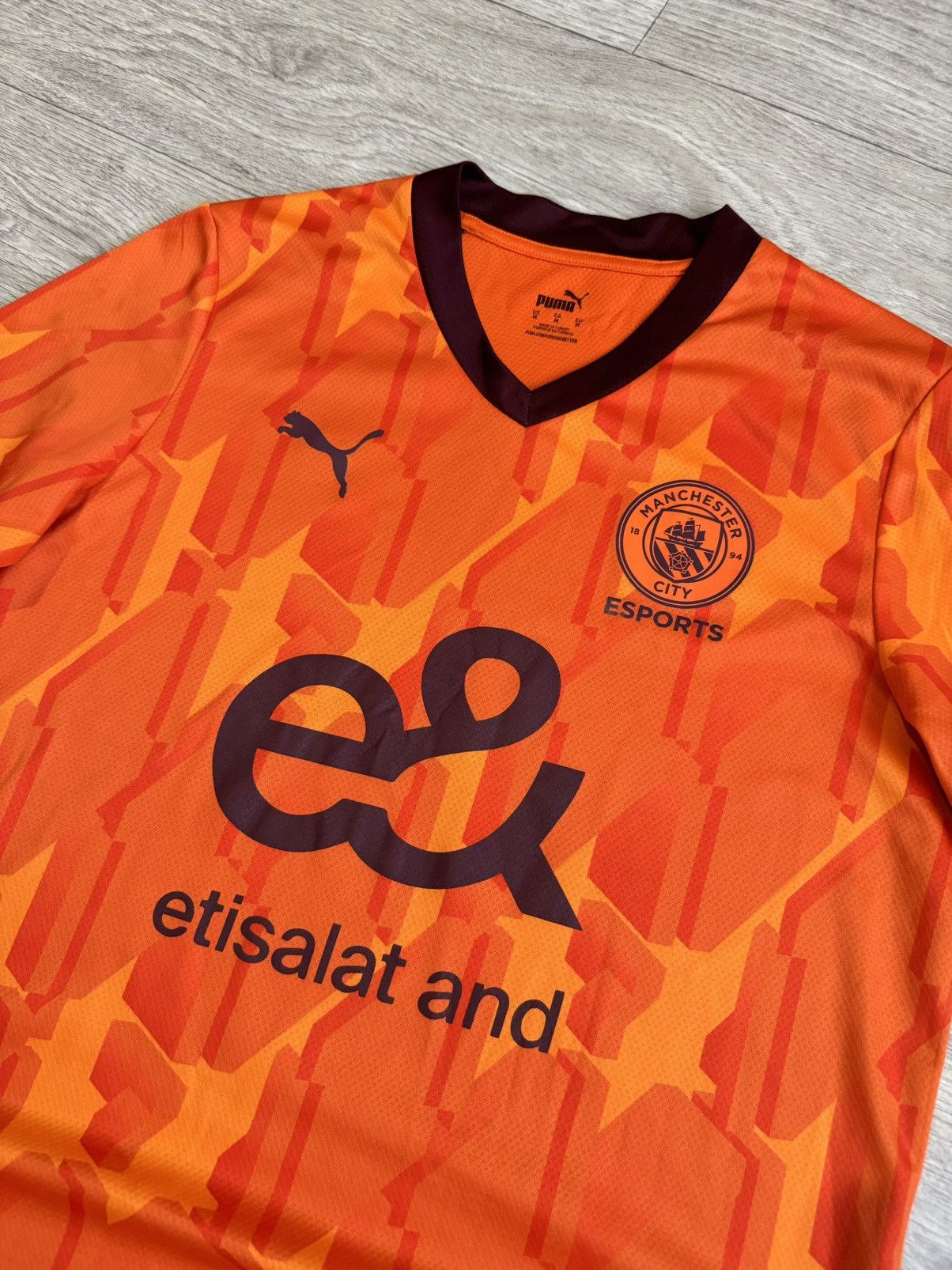 Puma 🔷Puma Manchester City 2023/24 Soccer jersey🔷 Size US M / EU 48-50 / 2 - 3 Thumbnail
