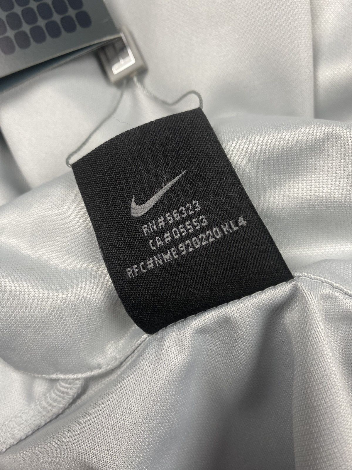 Nike New Vintage Nike Court Center Logo Drill Y2K Polo T Shirt Size US XL / EU 56 / 4 - 13 Thumbnail