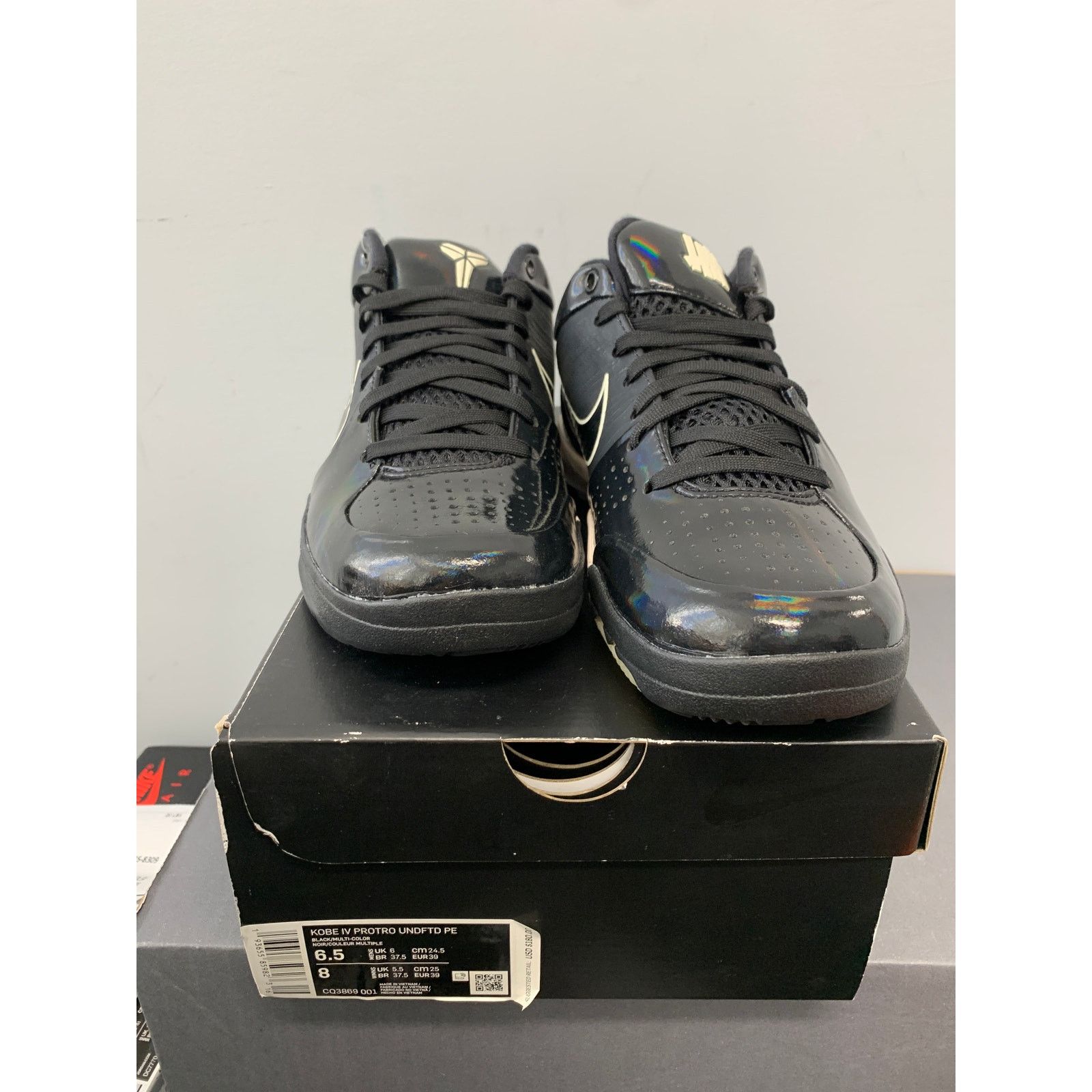 Nike Nike Kobe 4 Protro Undefeated Black Mamba Size 6.5 BRAND NEW Size US 6.5 / EU 39-40 - 2 Thumbnail