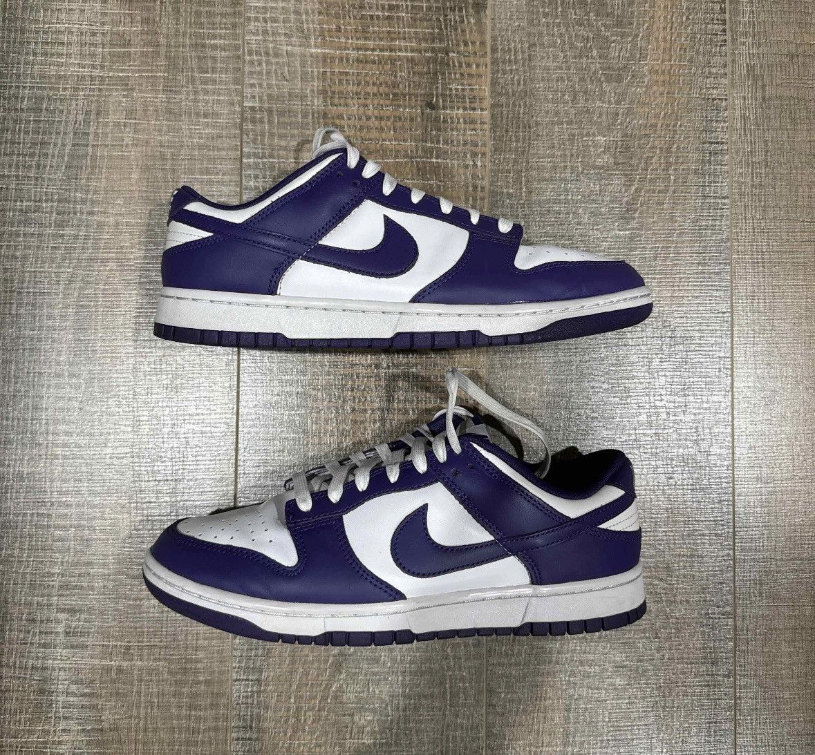 Nike Dunk Low ホワイト/ブラック/パープル NIKE ナイキ WMNS DUNK LOW SE ダンク WHITE/VARSITY PURPLE