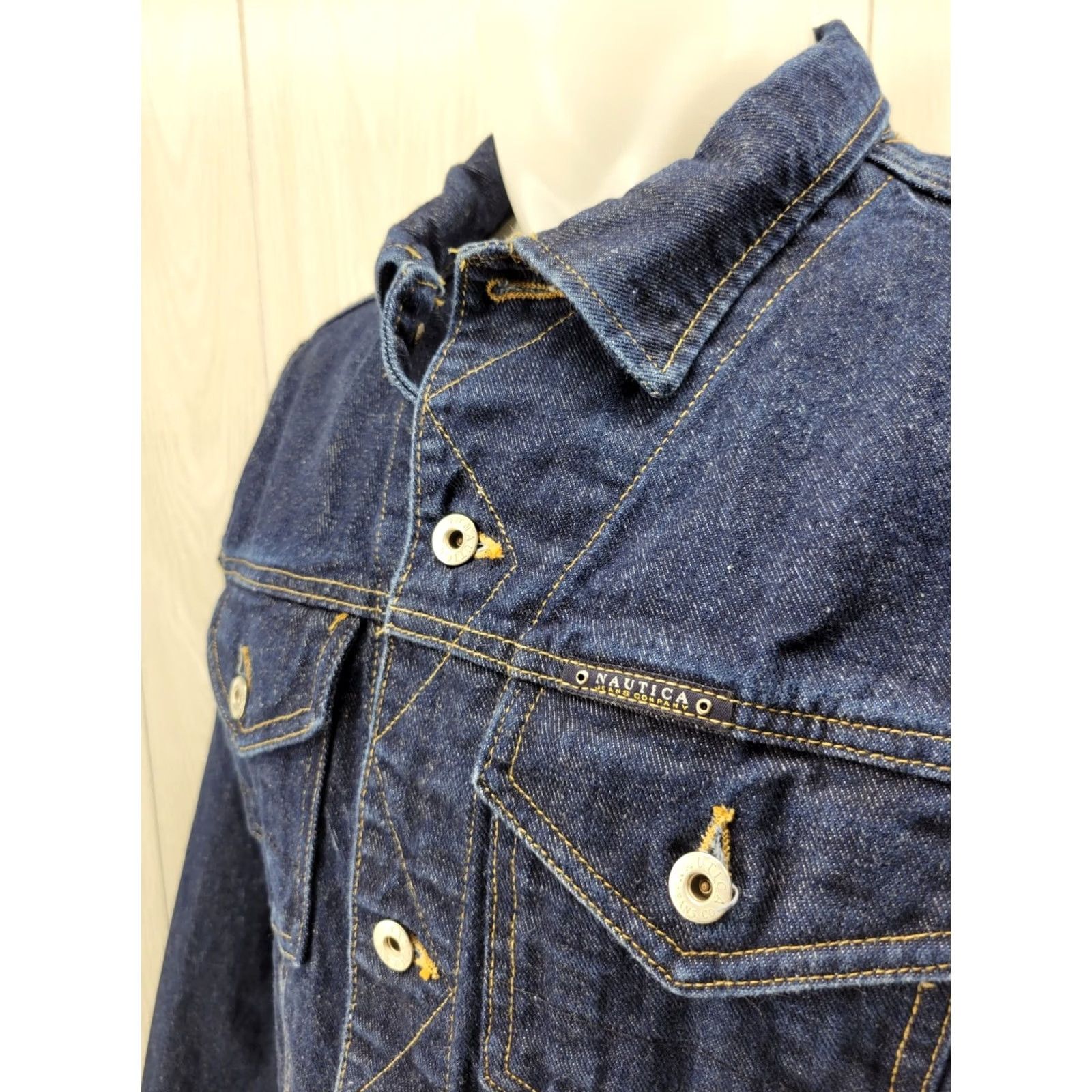 Nautica VINTAGE Nautica Dark Blue Denim Jeans Trucker Jacket Mens Size LRG Button Front Size US 33 - 3 Thumbnail