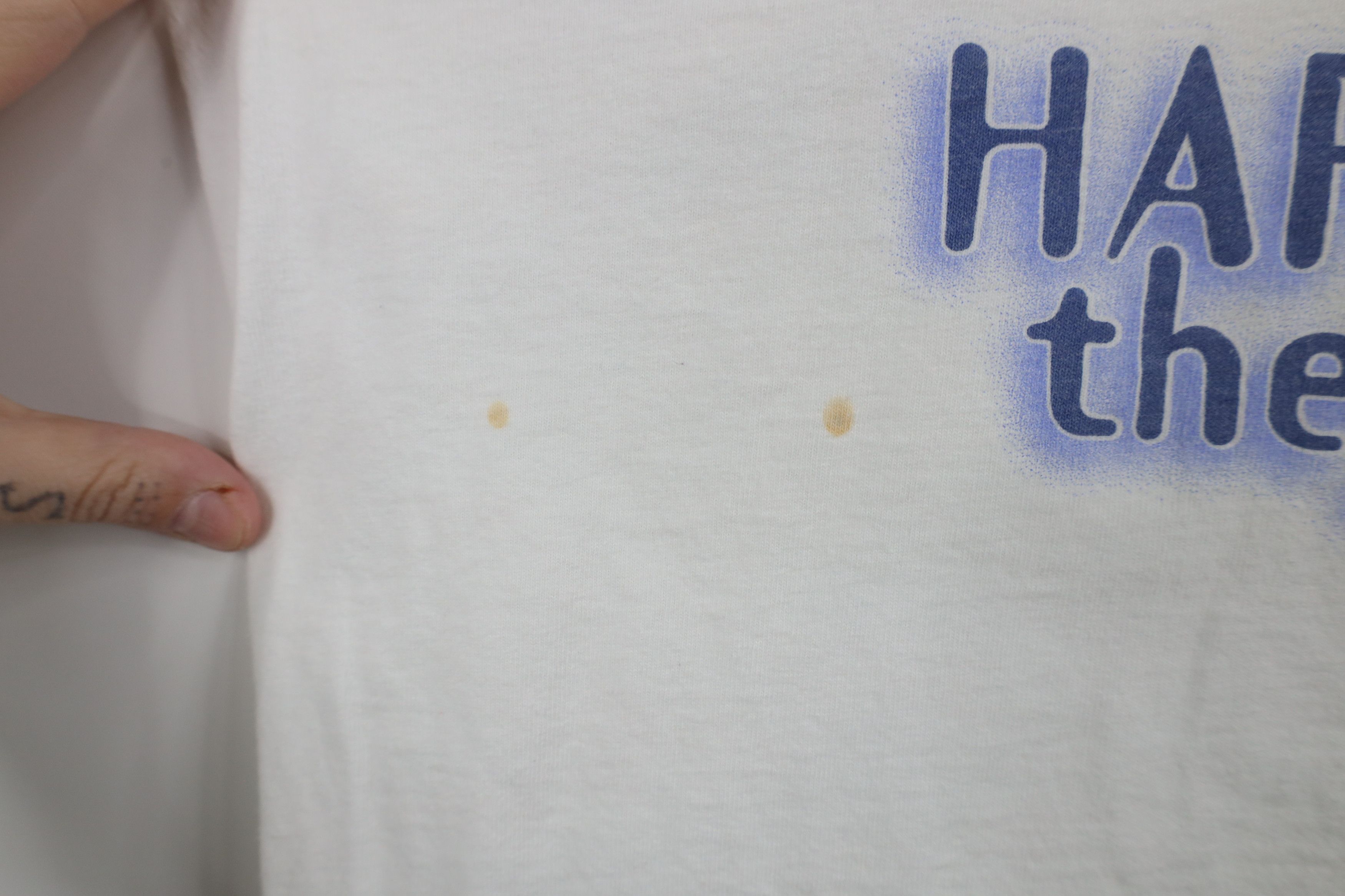 Columbia × Vintage Vintage 90s Columbia Spell Bass Fishing T-Shirt White Cotton Size US L / EU 52-54 / 3 - 8 Thumbnail