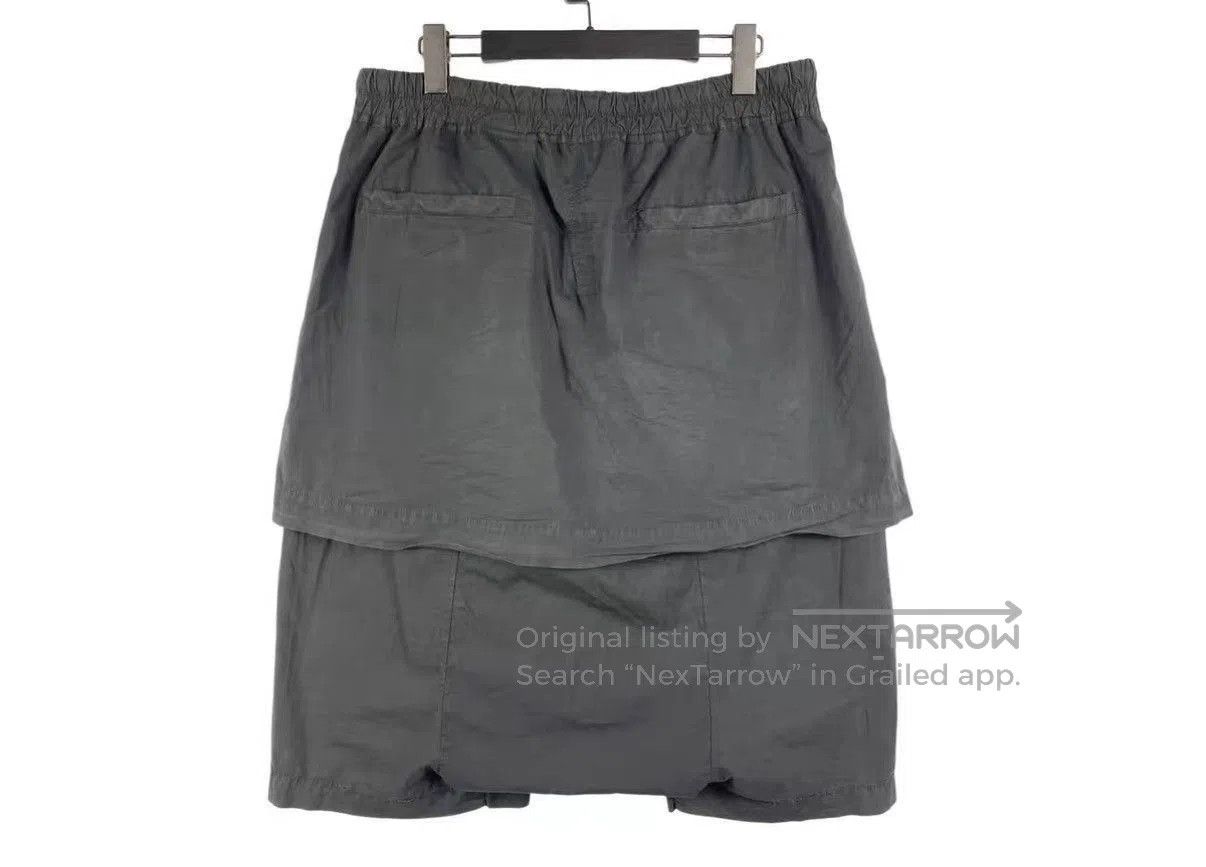 Rick Owens Black Layered Cargo Shorts with Drawstring. Size US 34 / EU 50 - 2 Thumbnail