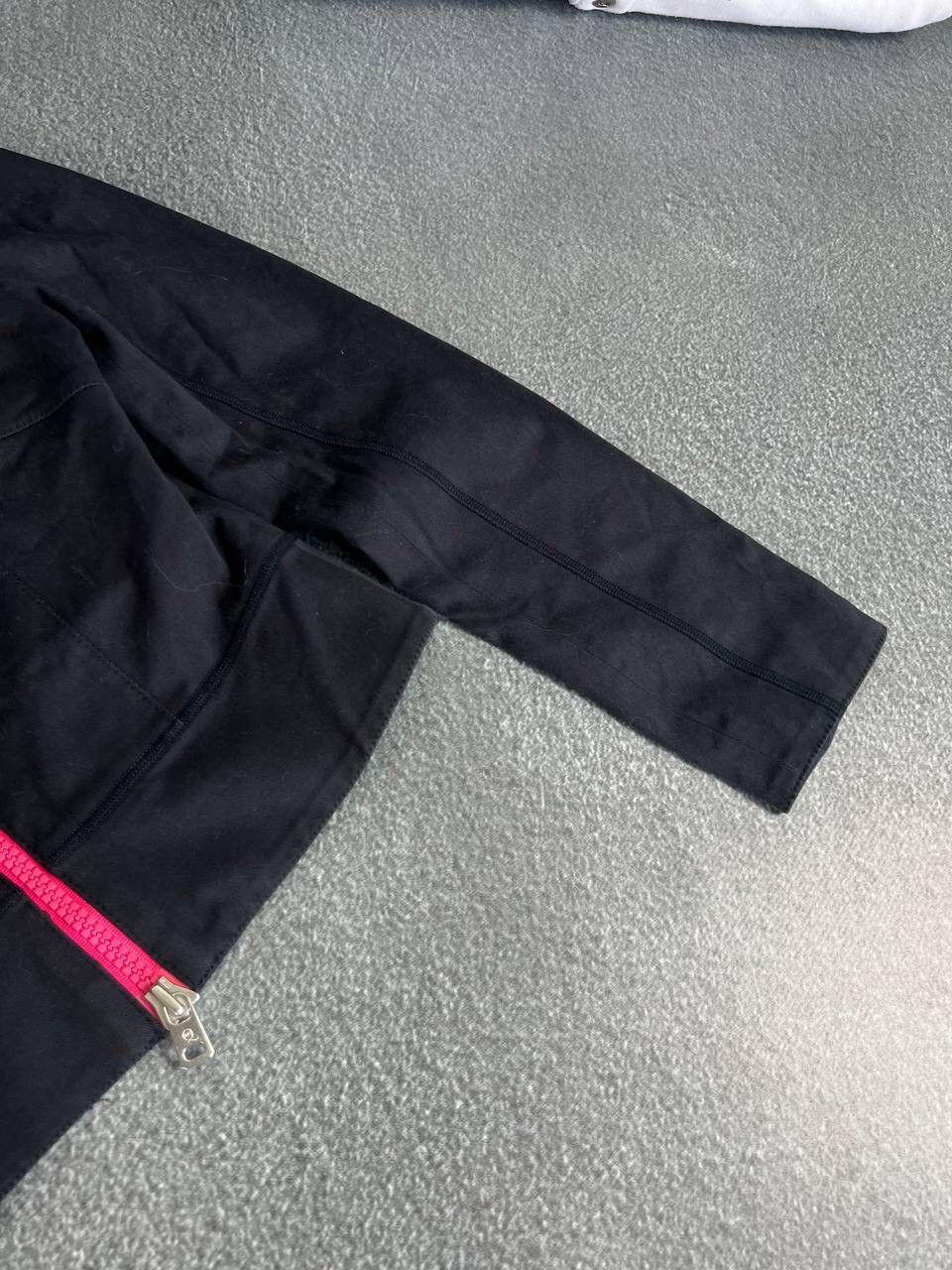 Alexander McQueen Vintage Alexander Mcqueen Avant Garde Zip Blazer Size XS / US 0-2 / IT 36-38 - 4 Thumbnail