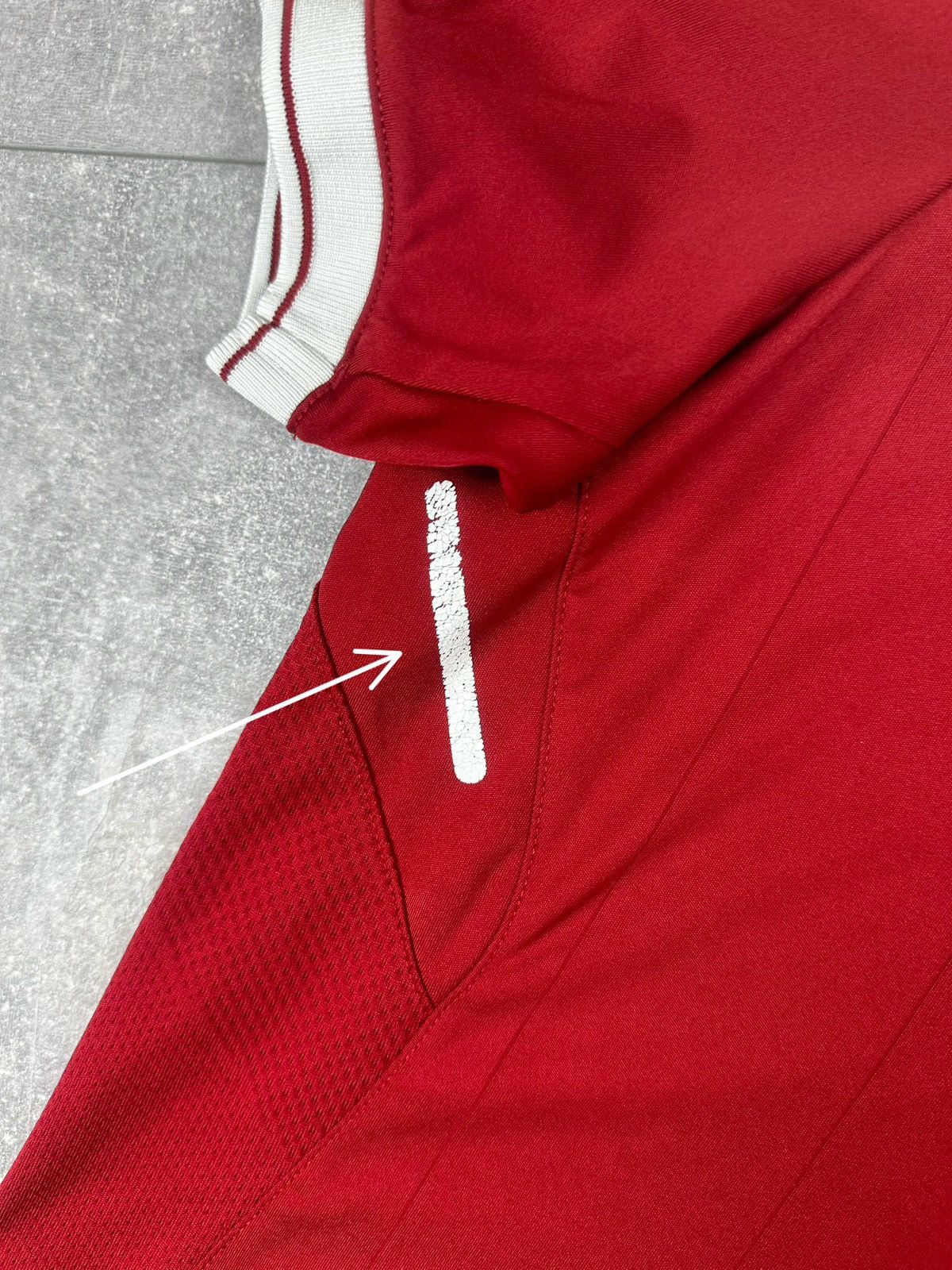 New Balance New Balance Liverpool FC 2017/18 Home Soccer Football Jersey Size US M / EU 48-50 / 2 - 10 Thumbnail