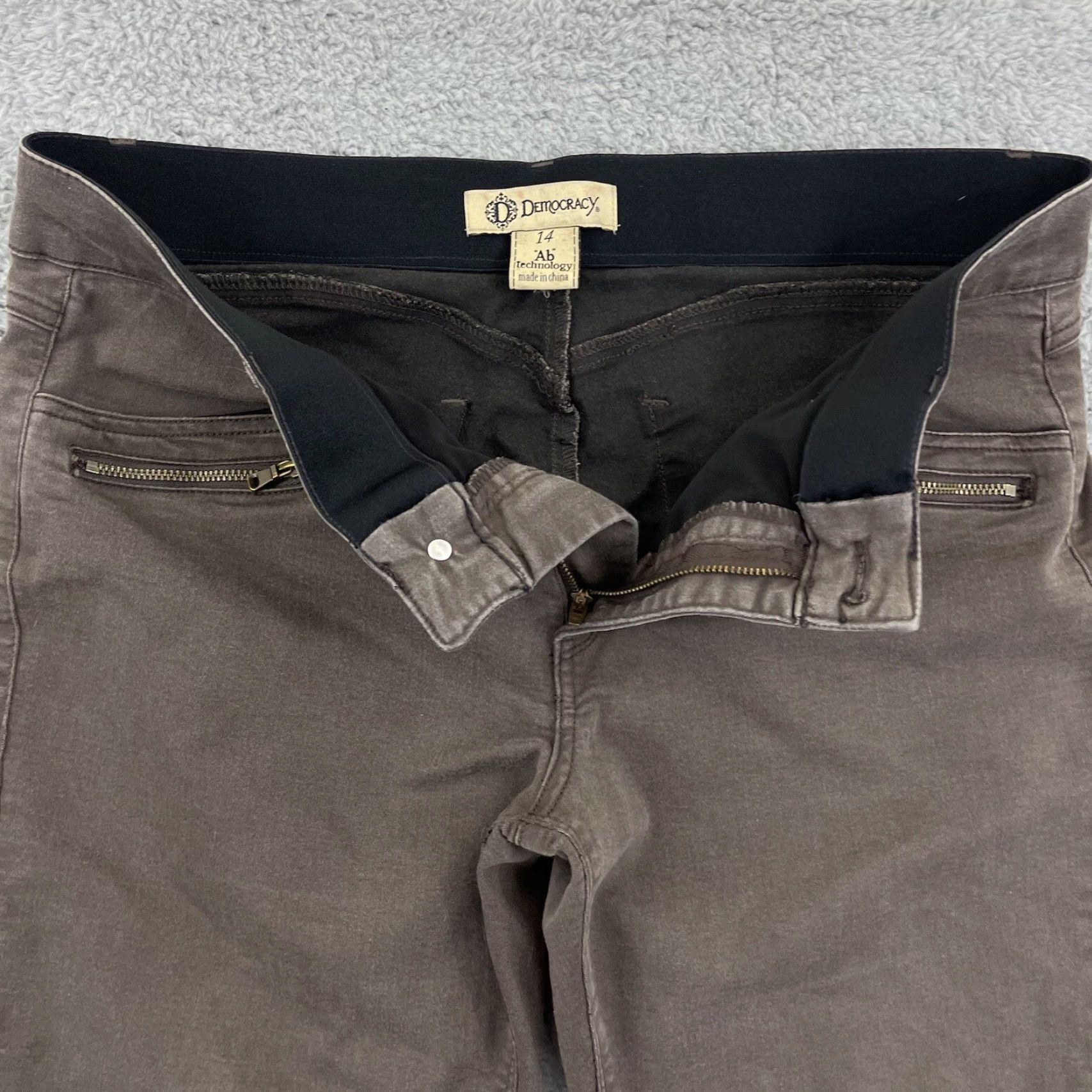 Vintage Democracy Jeans Capri Pants Womens 14 Brown Stretch Ab Technology 5-Pocket Denim Slim Casual Retro 28in Inseam Size 36" / US 14 / IT 50 - 5 Thumbnail