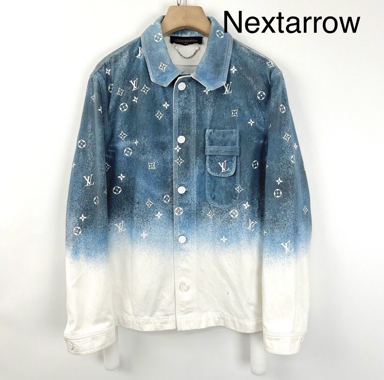 Louis Vuitton Louis Vuitton LV blue and white floral print denim jacket Size US S / EU 44-46 / 1 - 1 Thumbnail