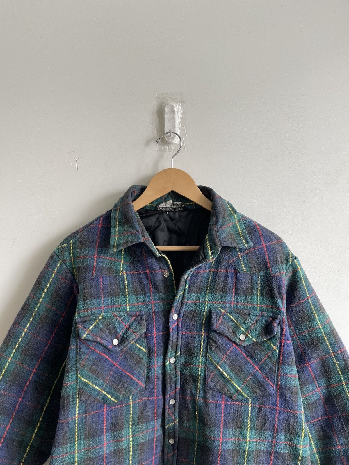Vintage Vintage Plaid Pearls Snap Workwear Button Up Shirt Size US L / EU 52-54 / 3 - 2 Thumbnail