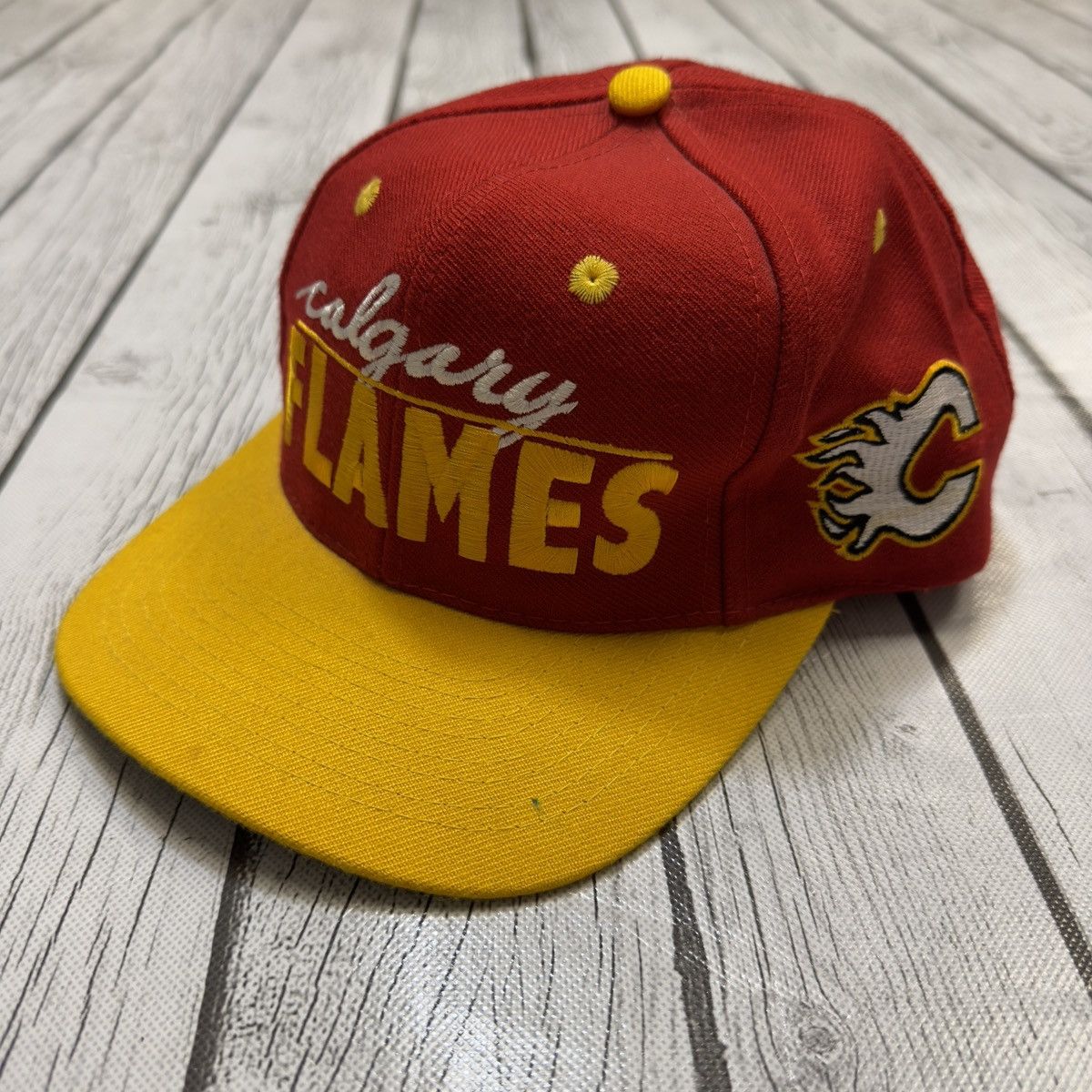 NHL × The Game × Vintage Vintage Calgary Flames hat Size ONE SIZE - 2 Thumbnail