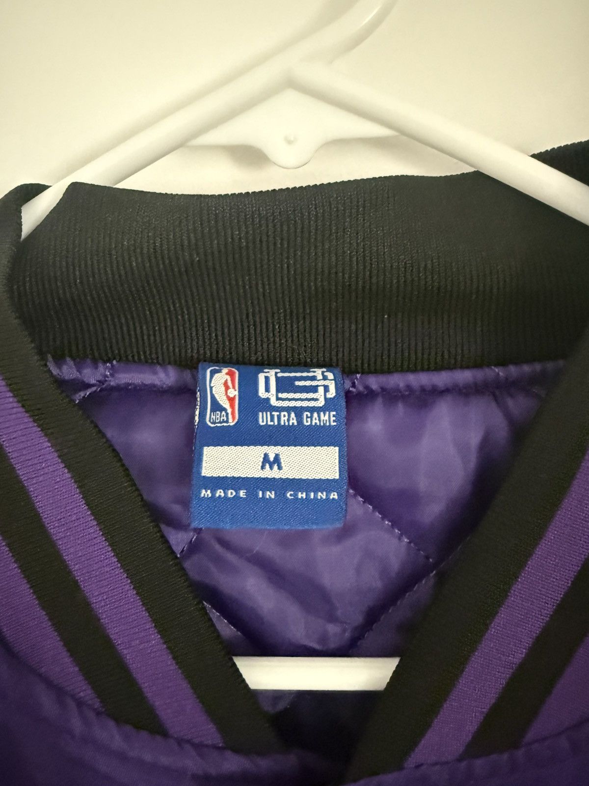 NBA Los Ángeles Lakers Purple and Gold Jacket Size US M / EU 48-50 / 2 - 4 Thumbnail