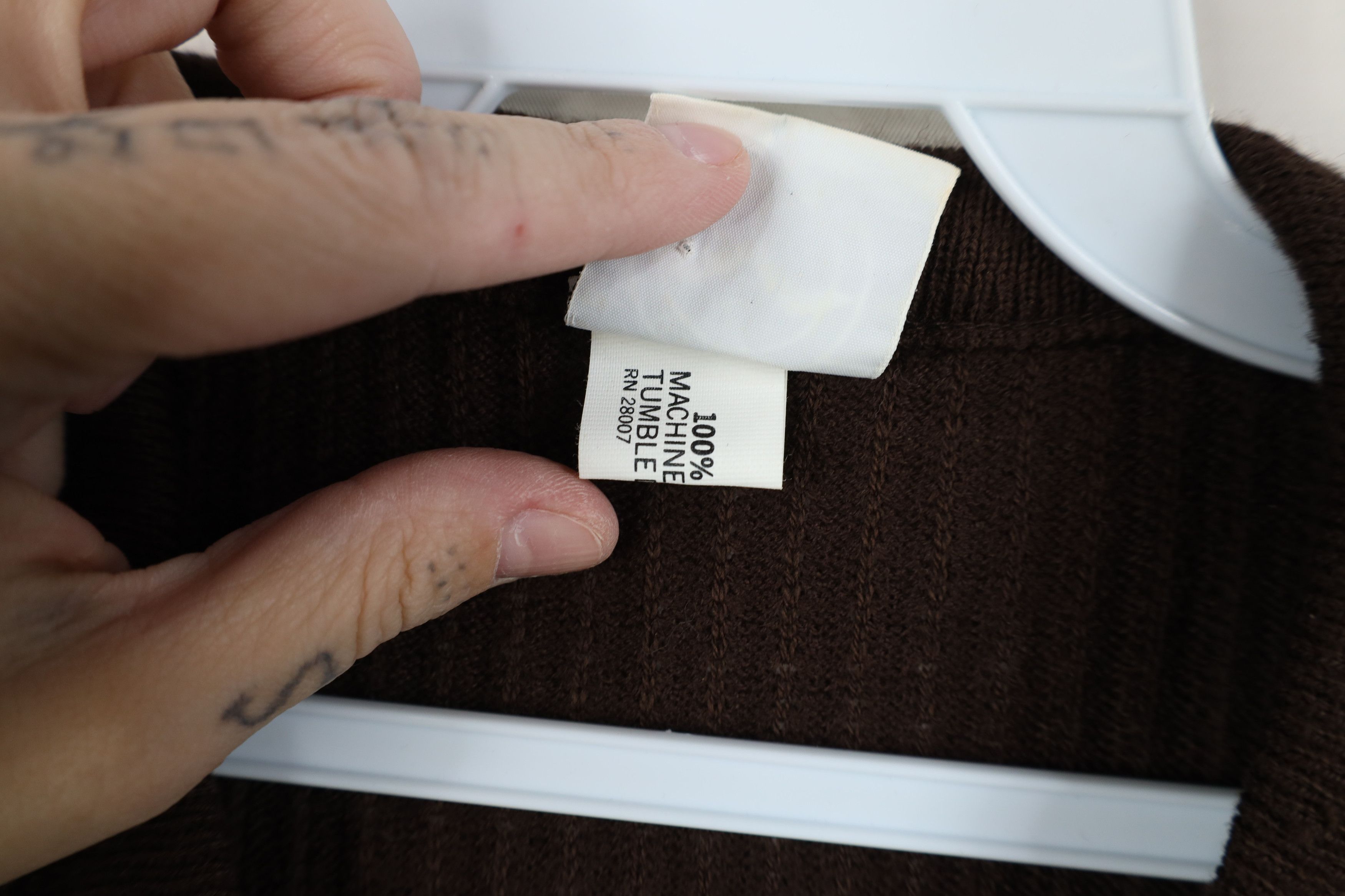 Vintage Vintage 70s Streetwear Knit V-Neck Sweater Vest Brown USA Size XL / US 12-14 / IT 48-50 - 5 Thumbnail