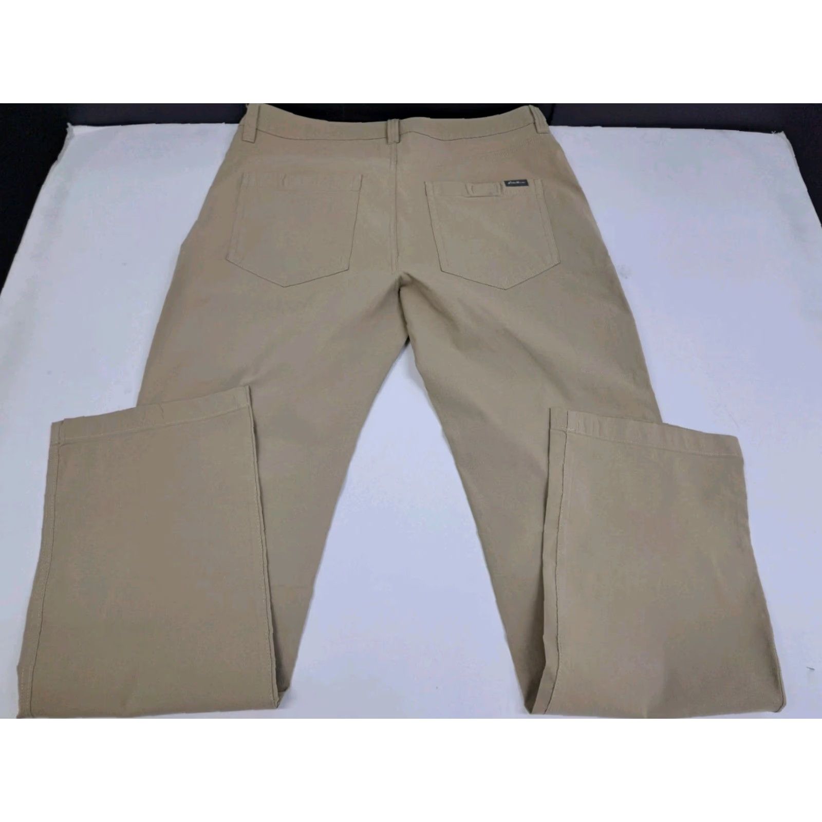 Eddie Bauer Eddie Bauer Mens Beige Tech Pants Size 34/32 Nylon Blend Side Zip Pocket 7079 Chino Straight Inseam 32 Regular Mens Size US 34 / EU 50 - 3 Thumbnail