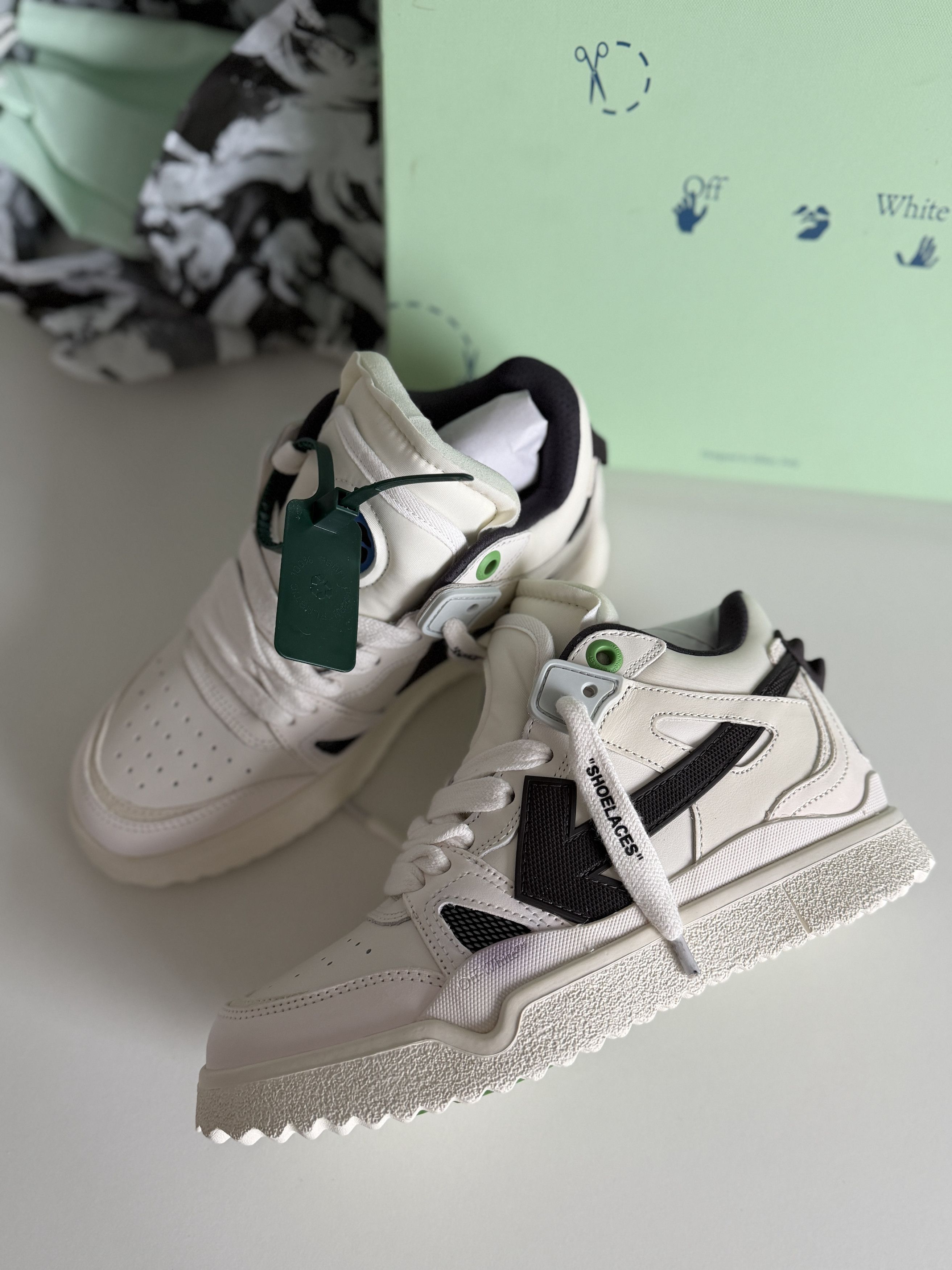 Off White Sneakers Size 39 ( womens )