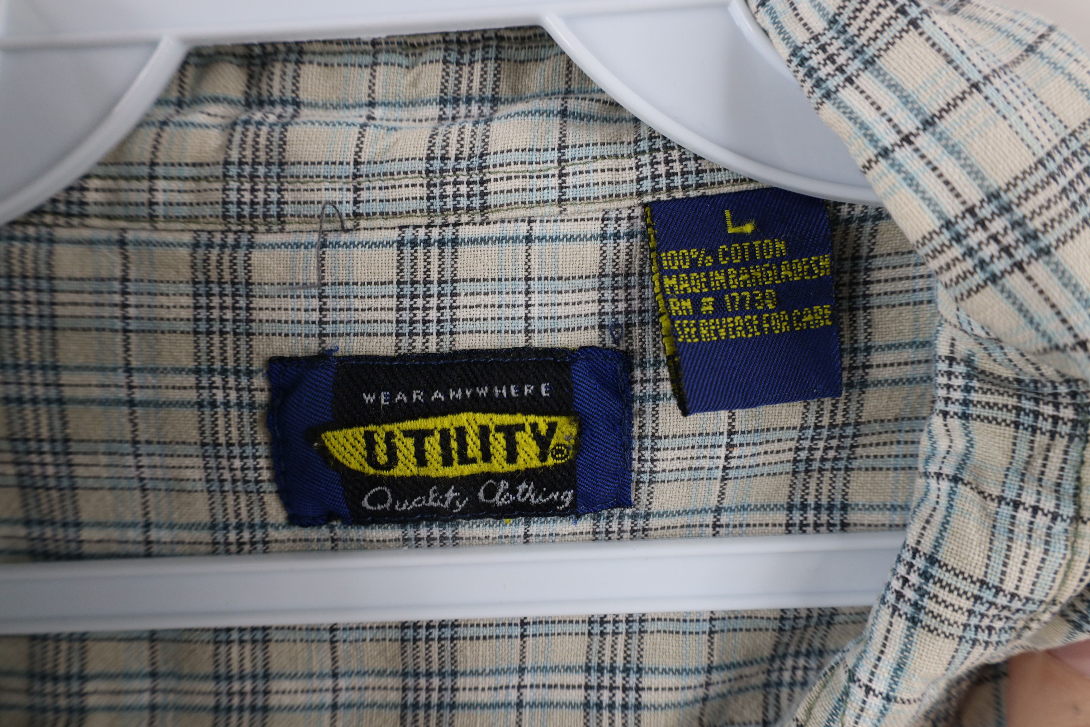 Vintage Vintage 90s Streetwear Short Sleeve Collared Button Shirt Size US L / EU 52-54 / 3 - 5 Thumbnail